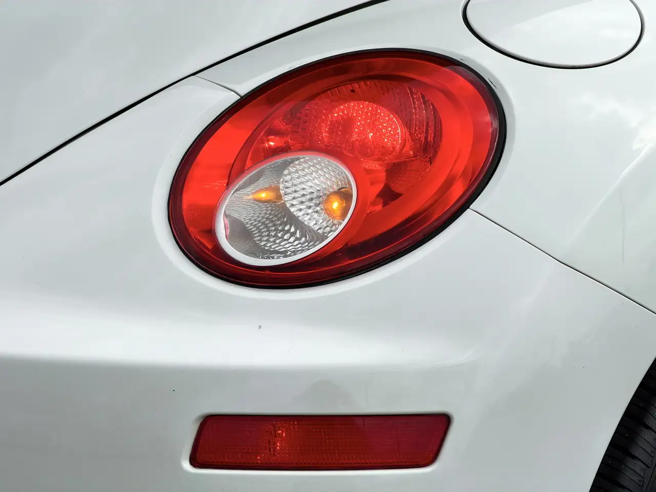 Volkswagen Beetle photo Volkswagen Beetle