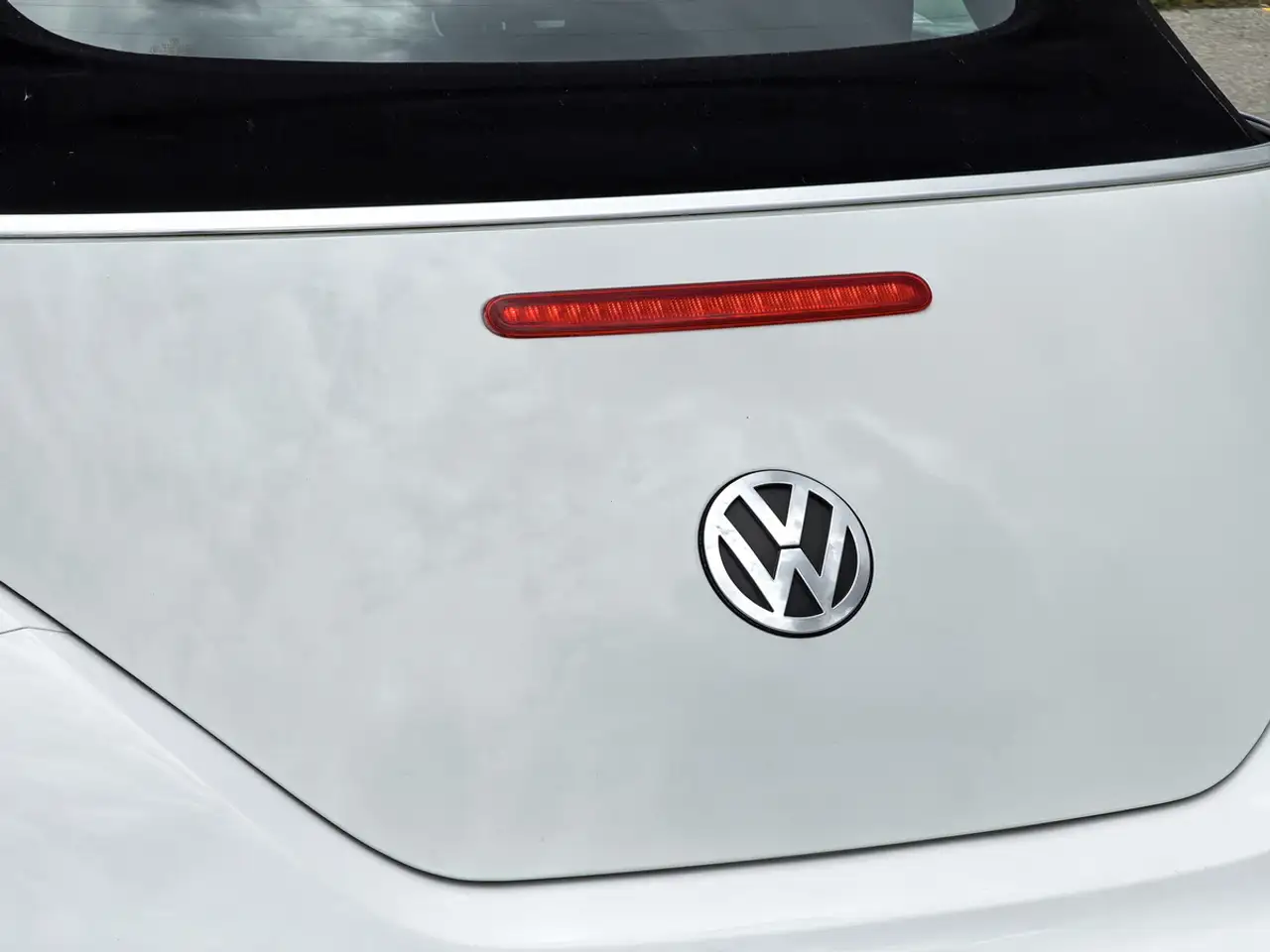 Volkswagen Beetle photo Volkswagen Beetle