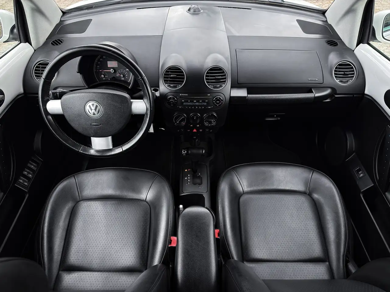 Volkswagen Beetle photo Volkswagen Beetle