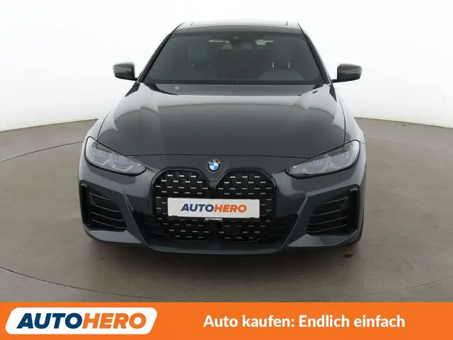 BMW 4 Series view 9