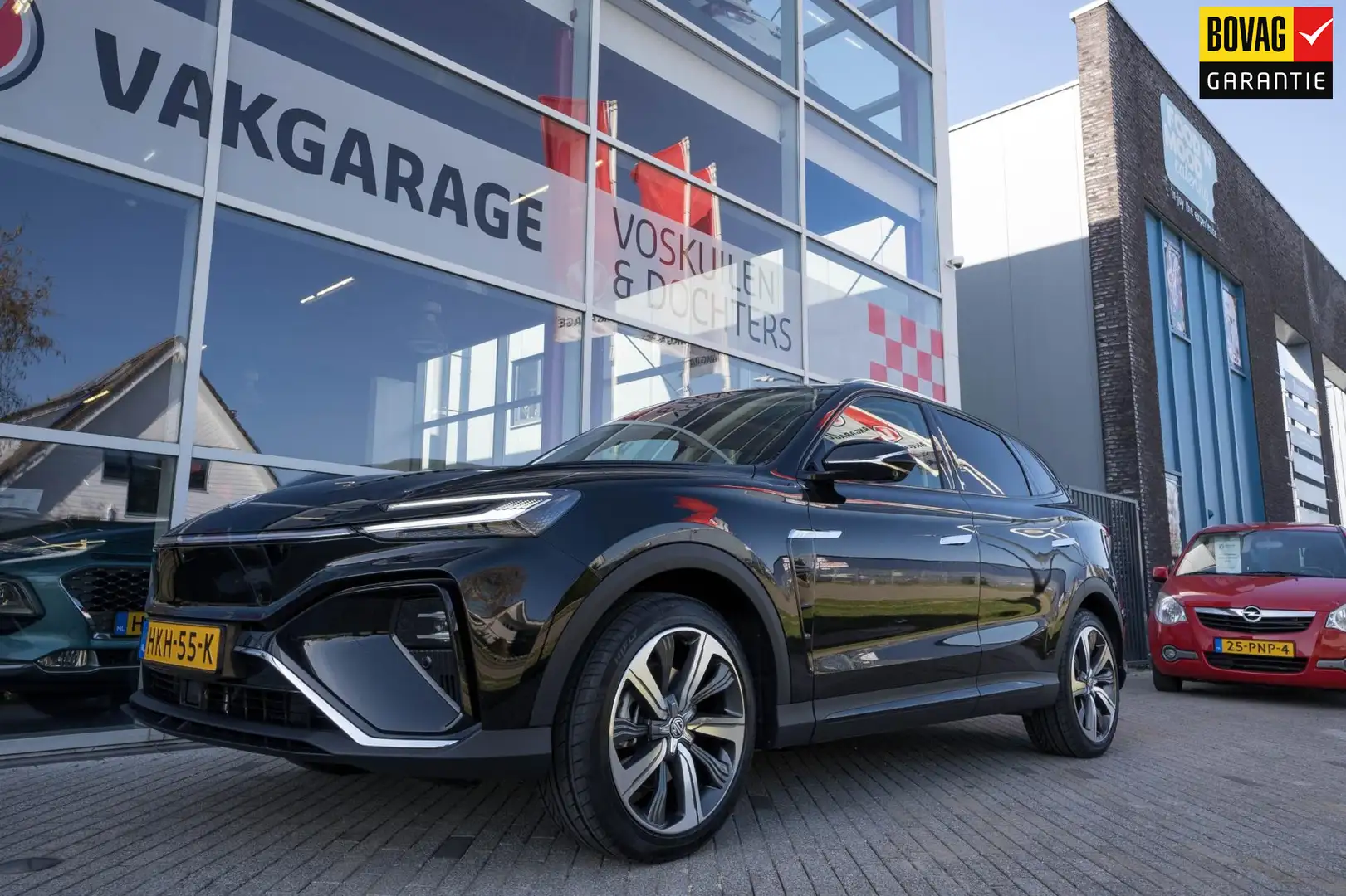 MG Marvel R Luxury 70 kWh | Leder | Panoramadak | SOH Rapport Zwart - 1