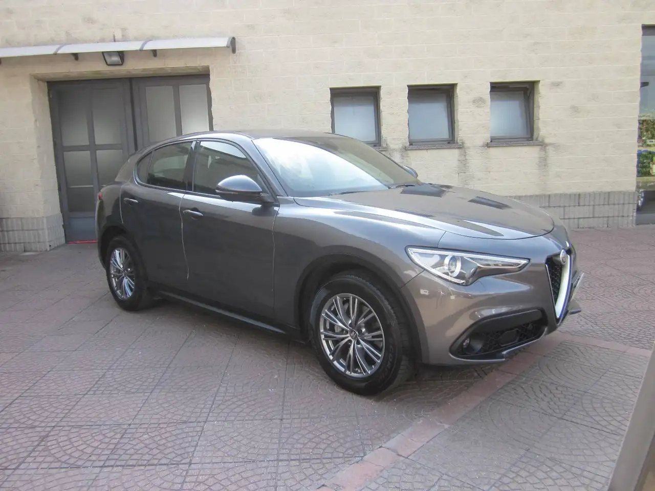 Alfa Romeo Stelvio 2022