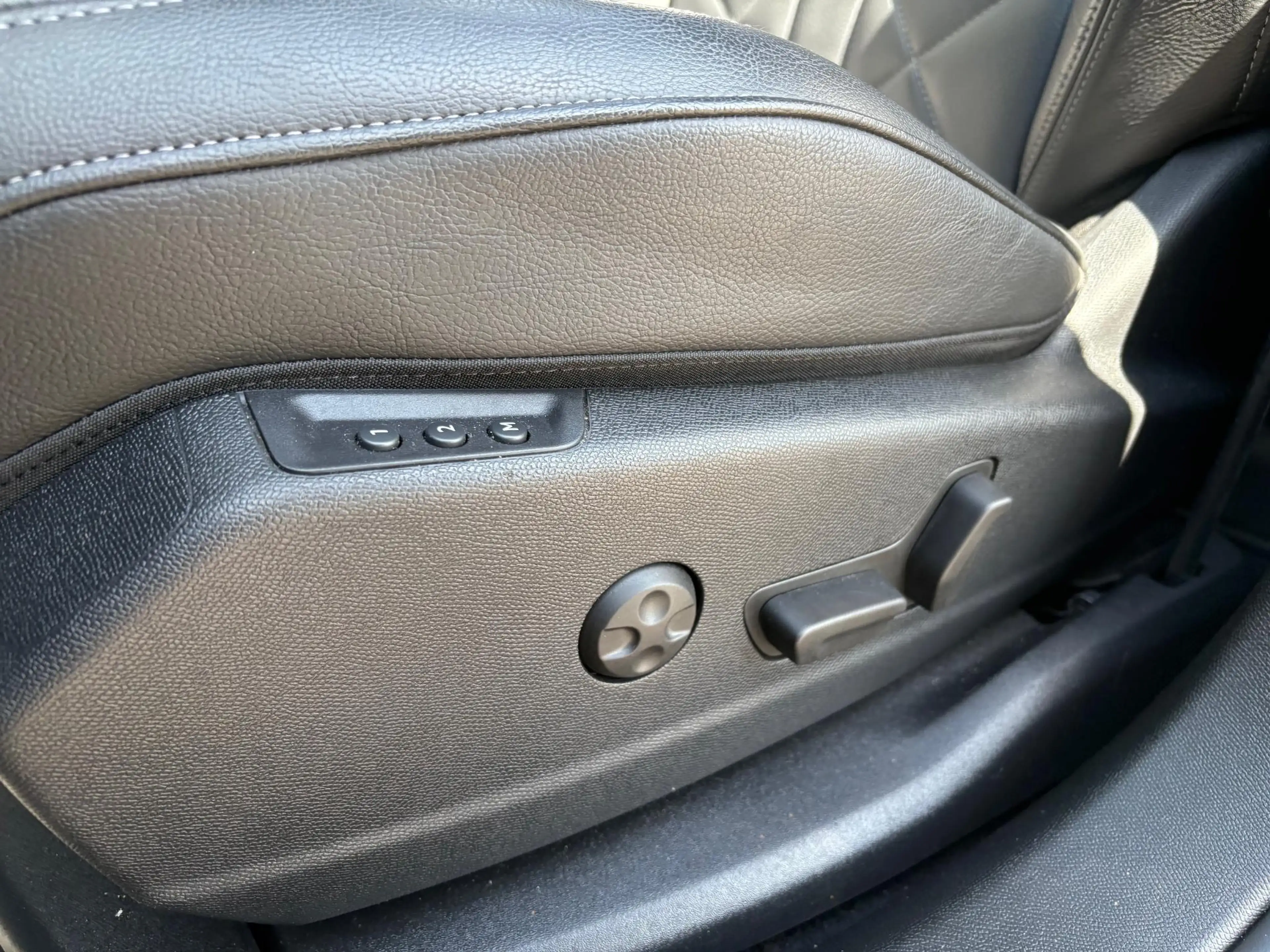 DS Automobiles DS 7 E-Tense 300 4x4 Rivoli Adaptive Cruise Control | H — photo 11