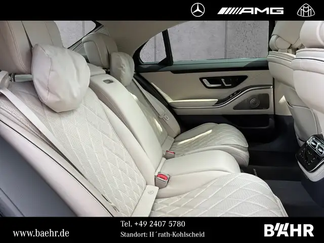 Mercedes-Benz S-Class view 9