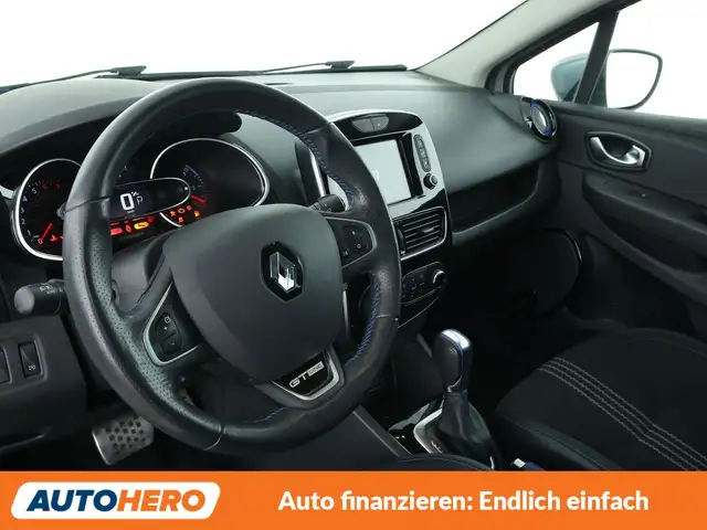Renault Clio view 11