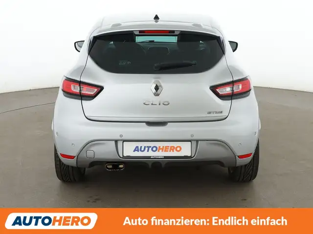 Renault Clio view 5