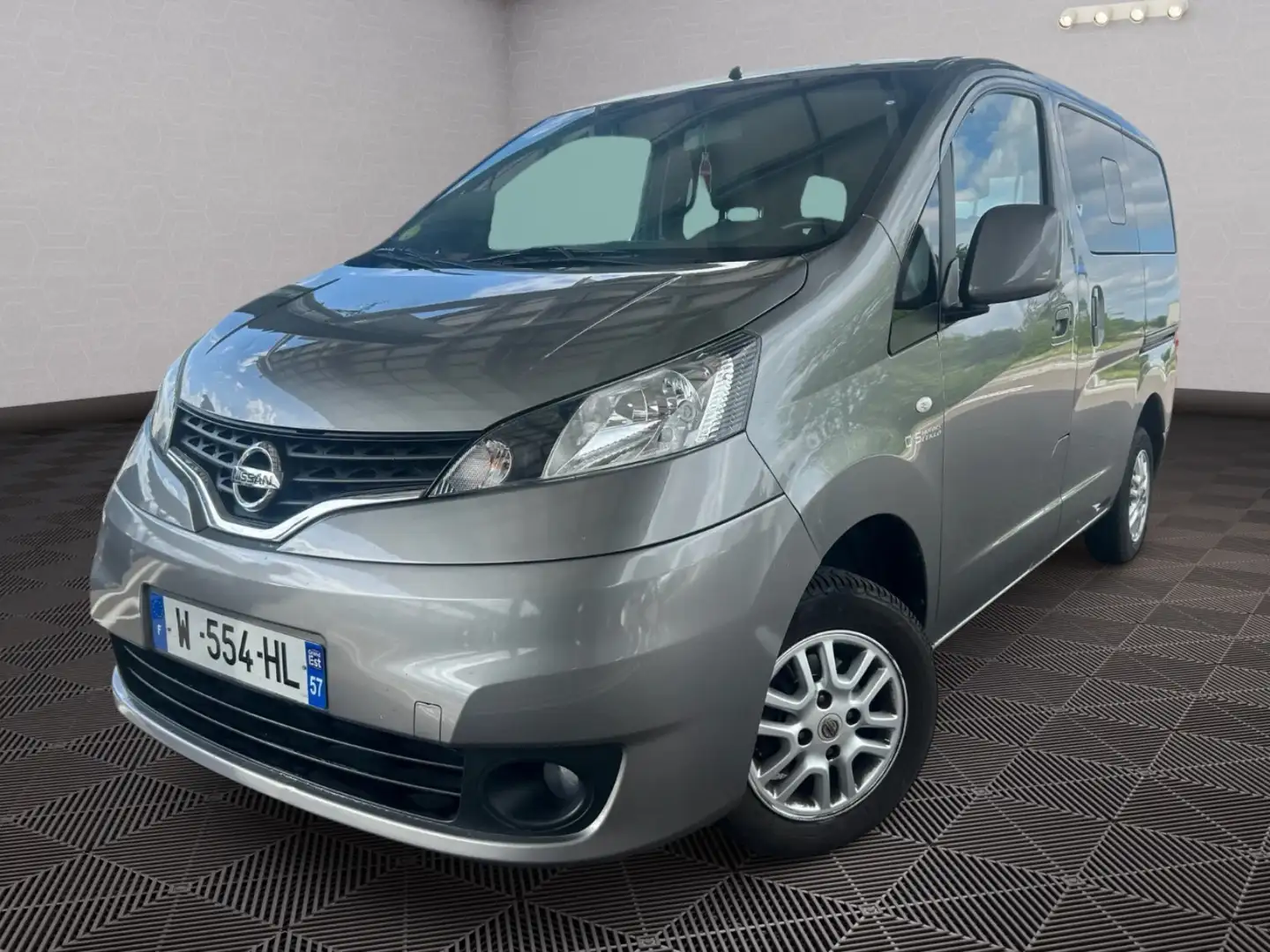 Nissan NV200 TEKNA Gris - 1