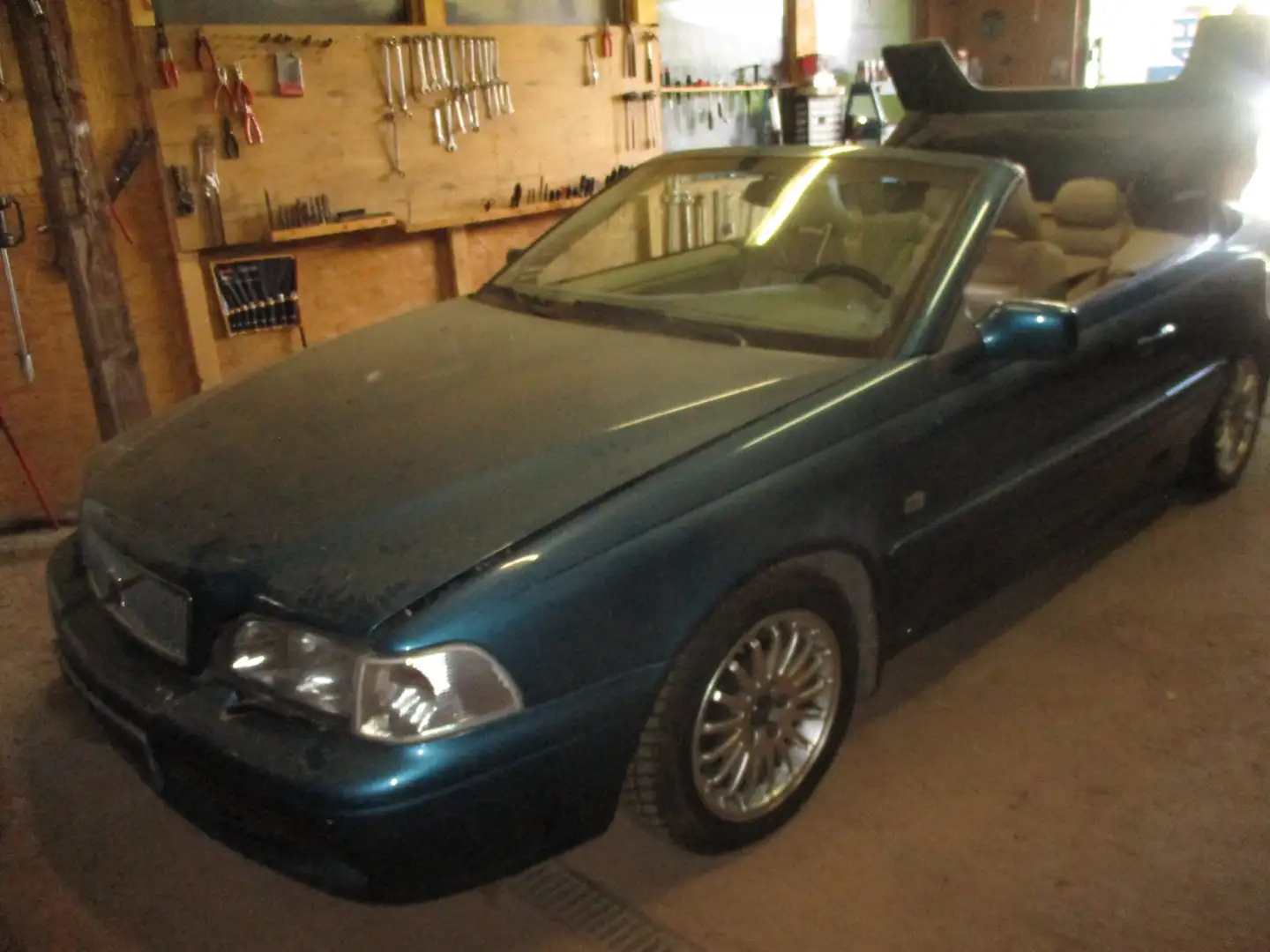 Volvo C70 2.0 T - 1