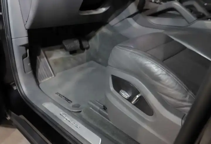 Porsche Cayenne 2020, foto 14