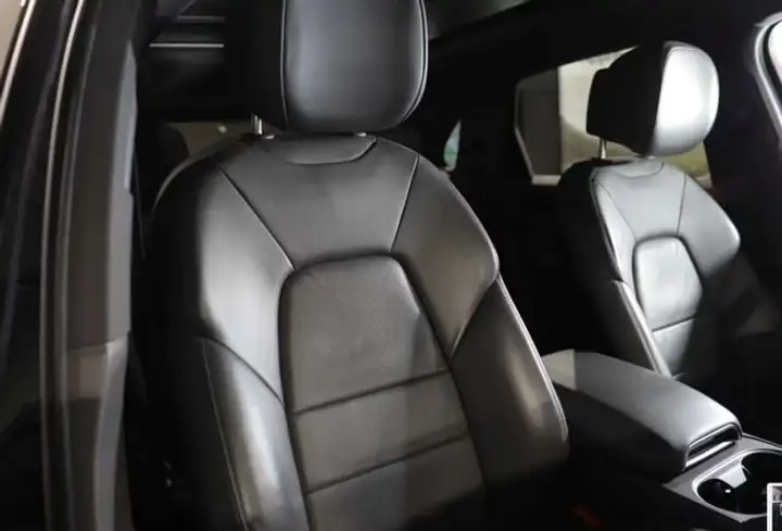 Porsche Cayenne 2020, foto 10