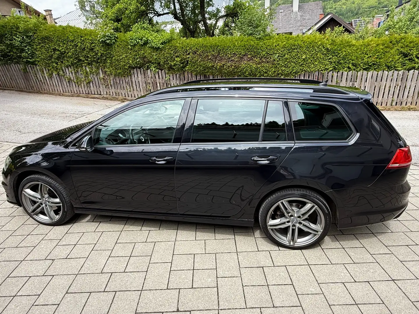 Volkswagen Golf Variant Rabbit 1,6 TDI 4Motion Schwarz - 2