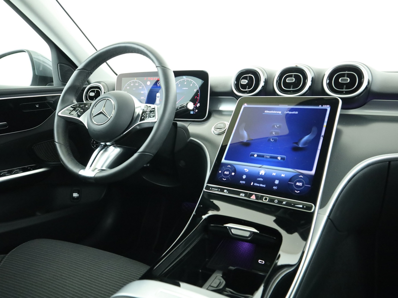 Mercedes-Benz C 200 T *Avantgarde*AHK*Panorama*PTS*el.Heckkl.* — photo 10