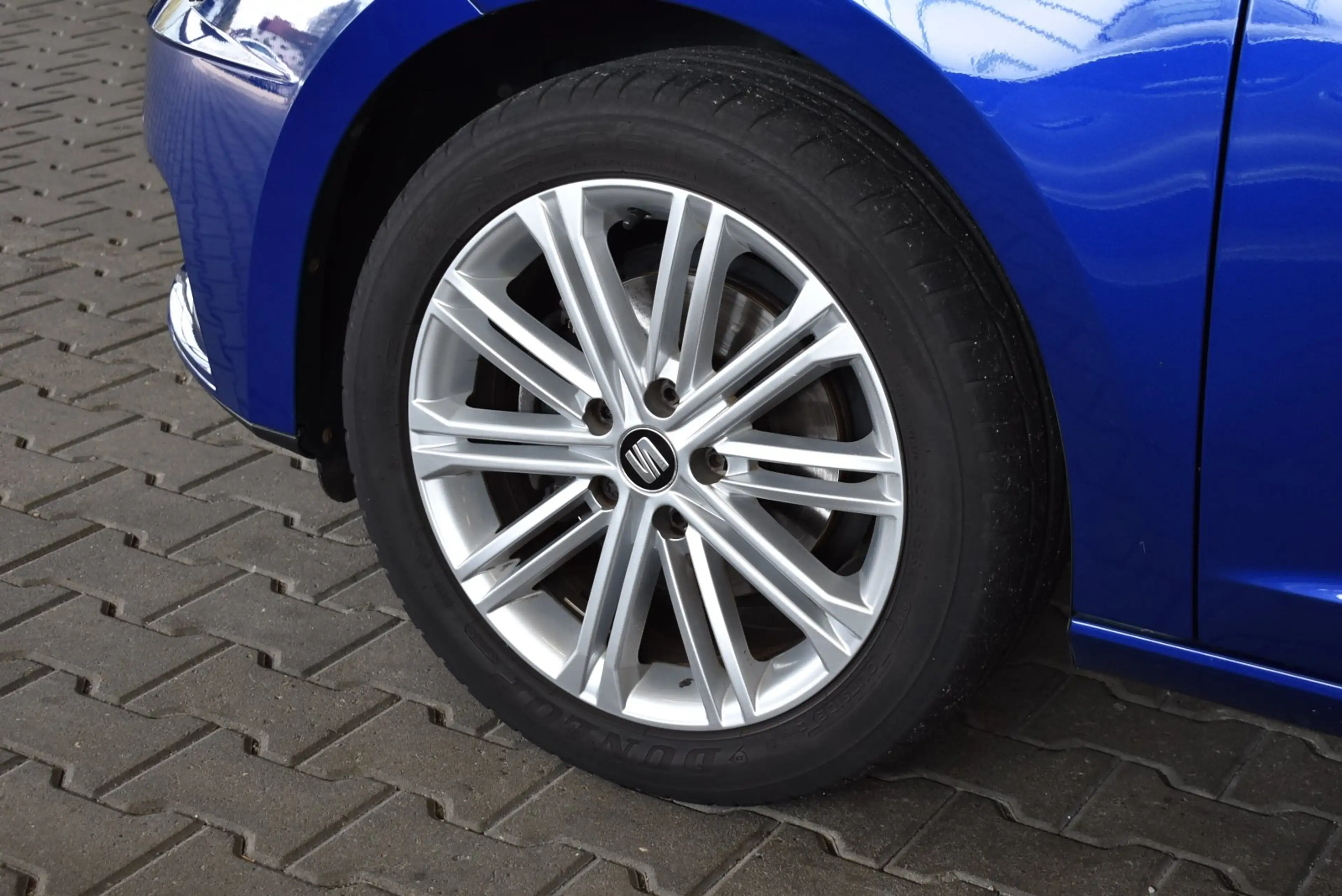 SEAT Leon ST 2.0 TDI DSG Xcellence NAVI APP LED Winterpkt AC — photo 2