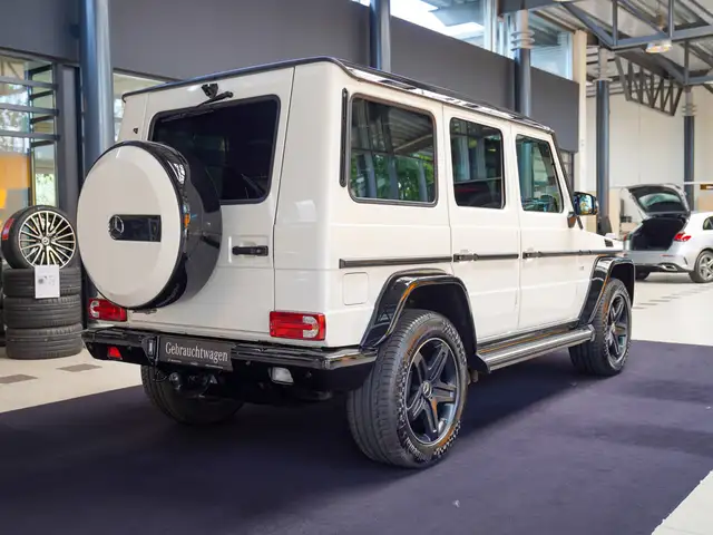 Mercedes-Benz G-Class view 2