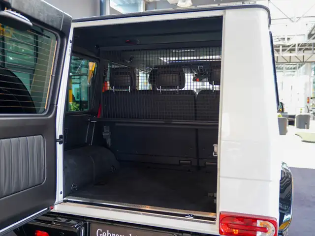 Mercedes-Benz G-Class view 4