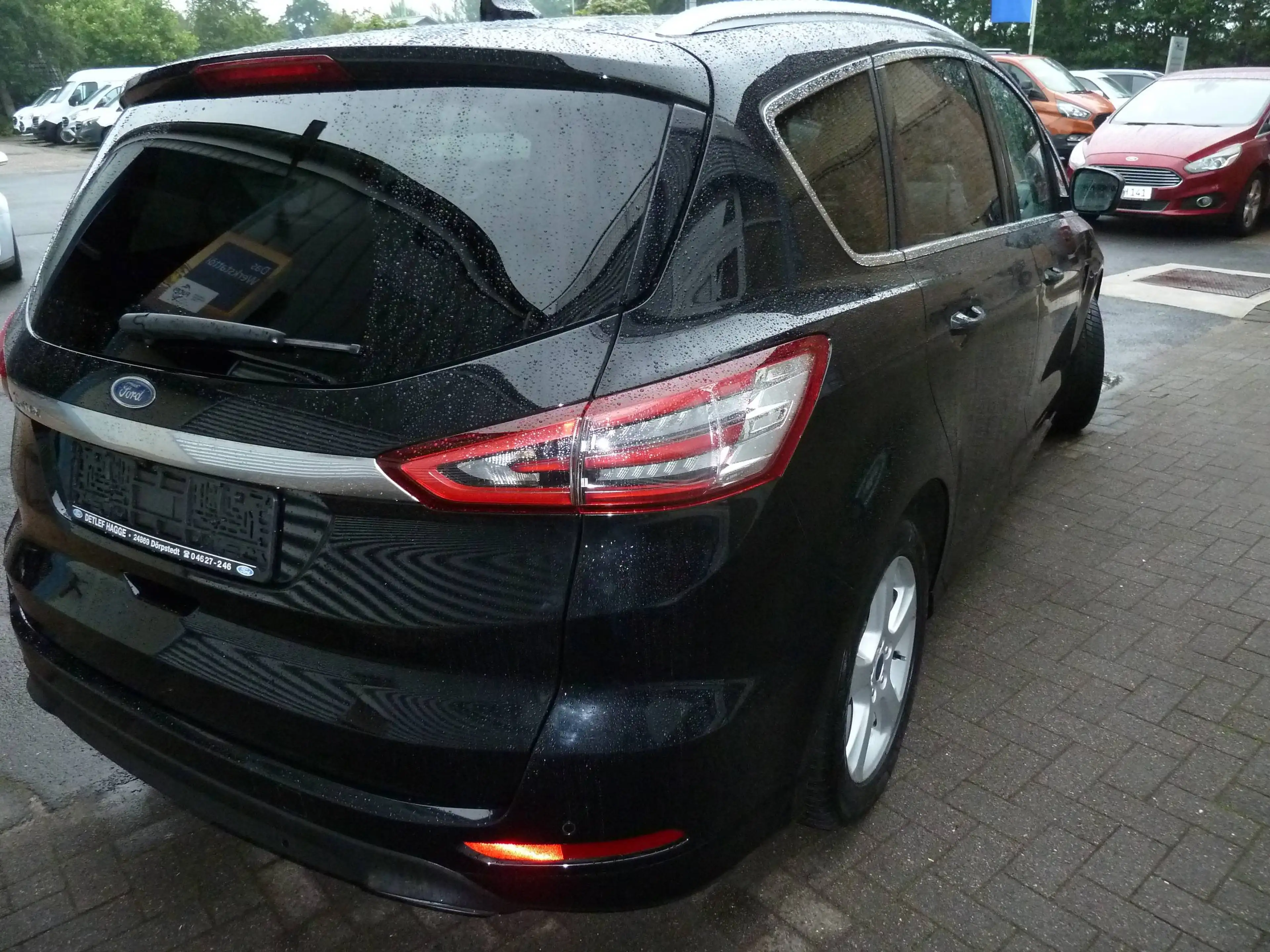 Ford S-Max Titanium — photo 4