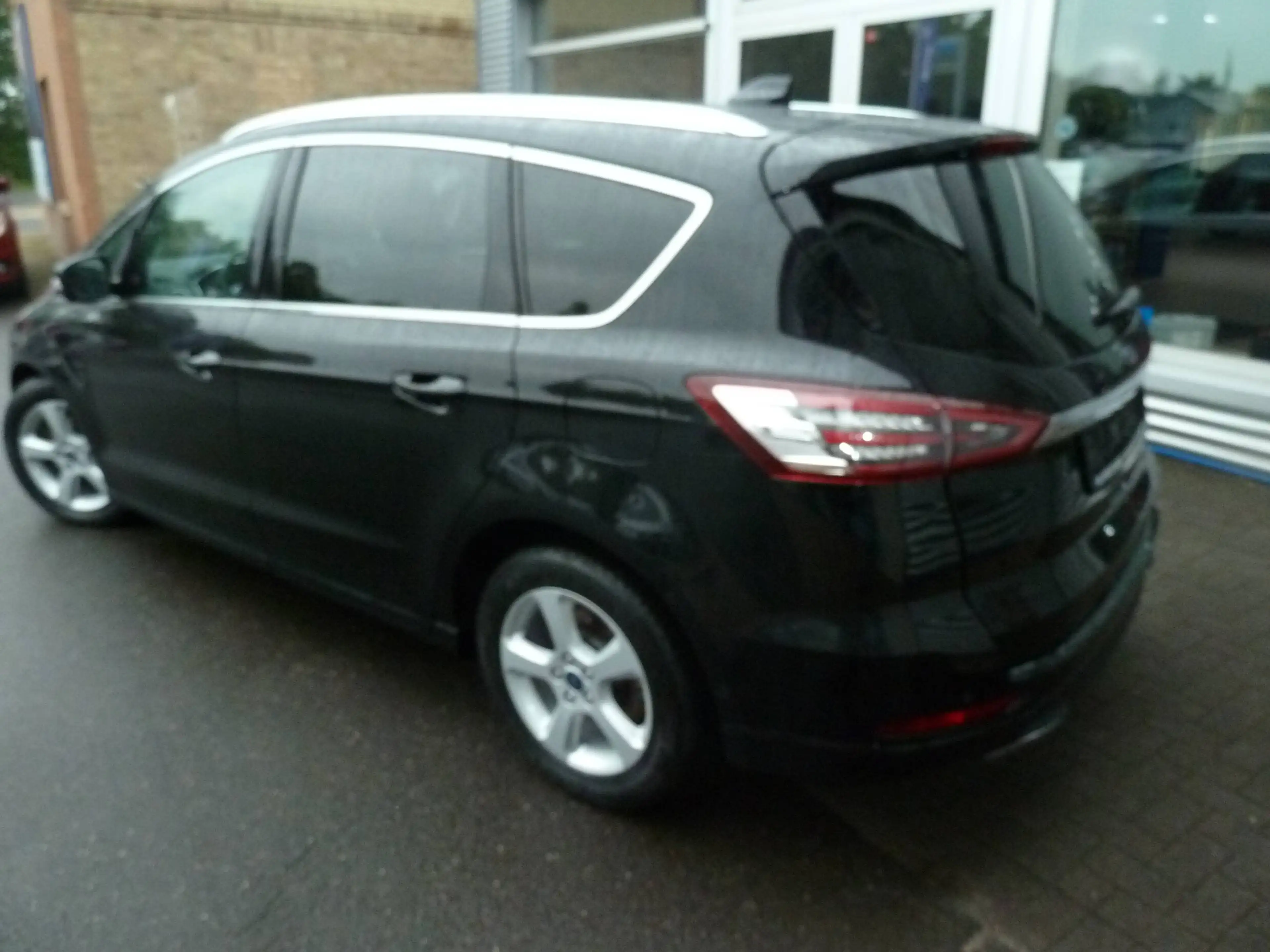 Ford S-Max Titanium — photo 5