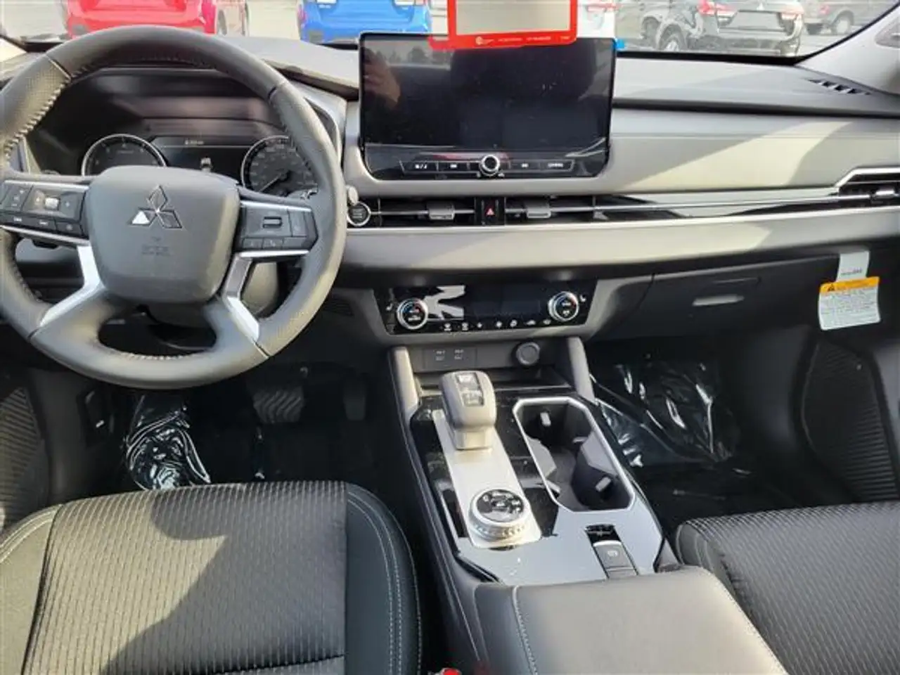 Mitsubishi Outlander снимка Mitsubishi Outlander