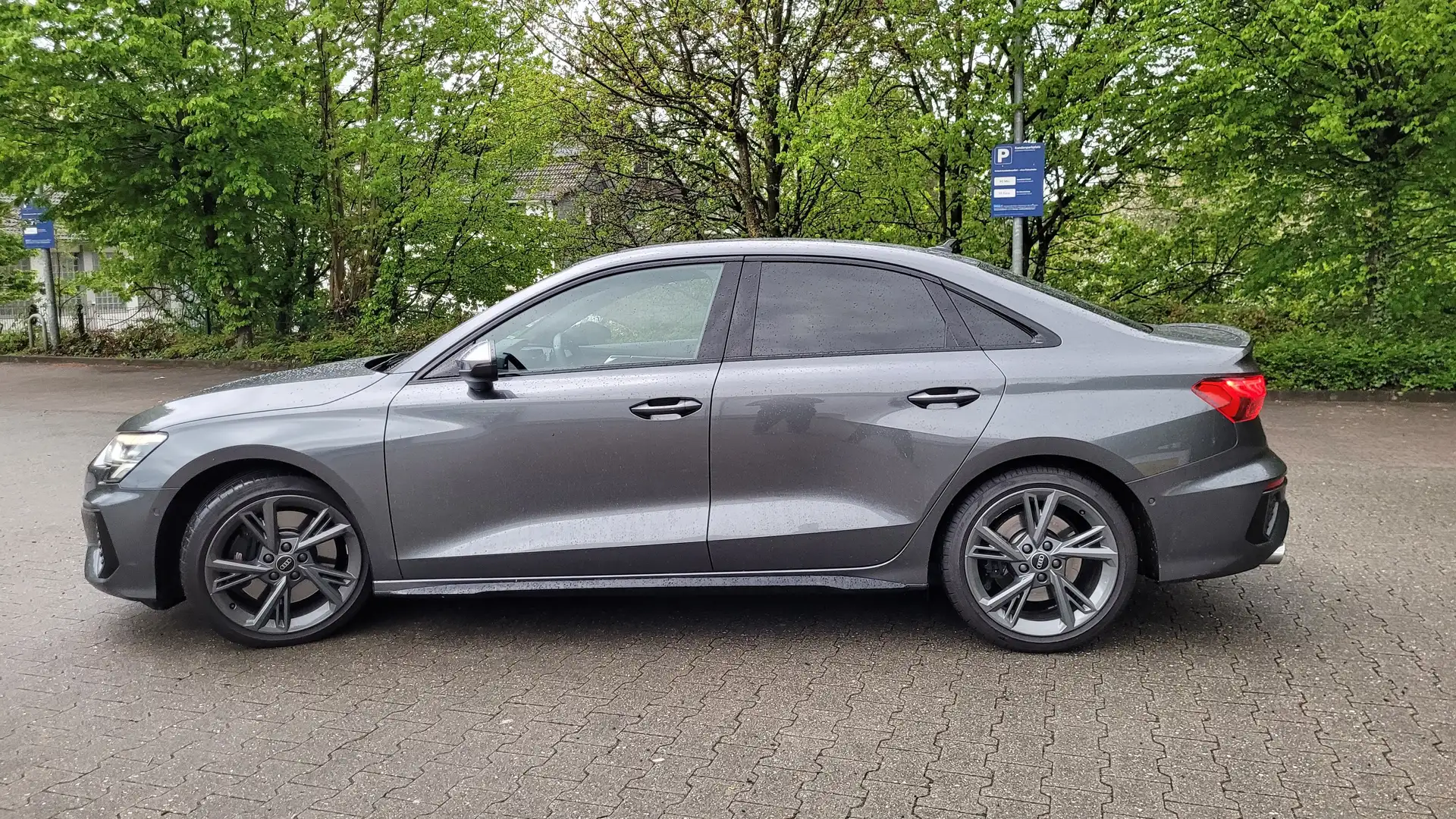 Audi S3 *Limo* Ambiente+Pano+SHz+Soundsystem+Schwarzpaket Grau - 1