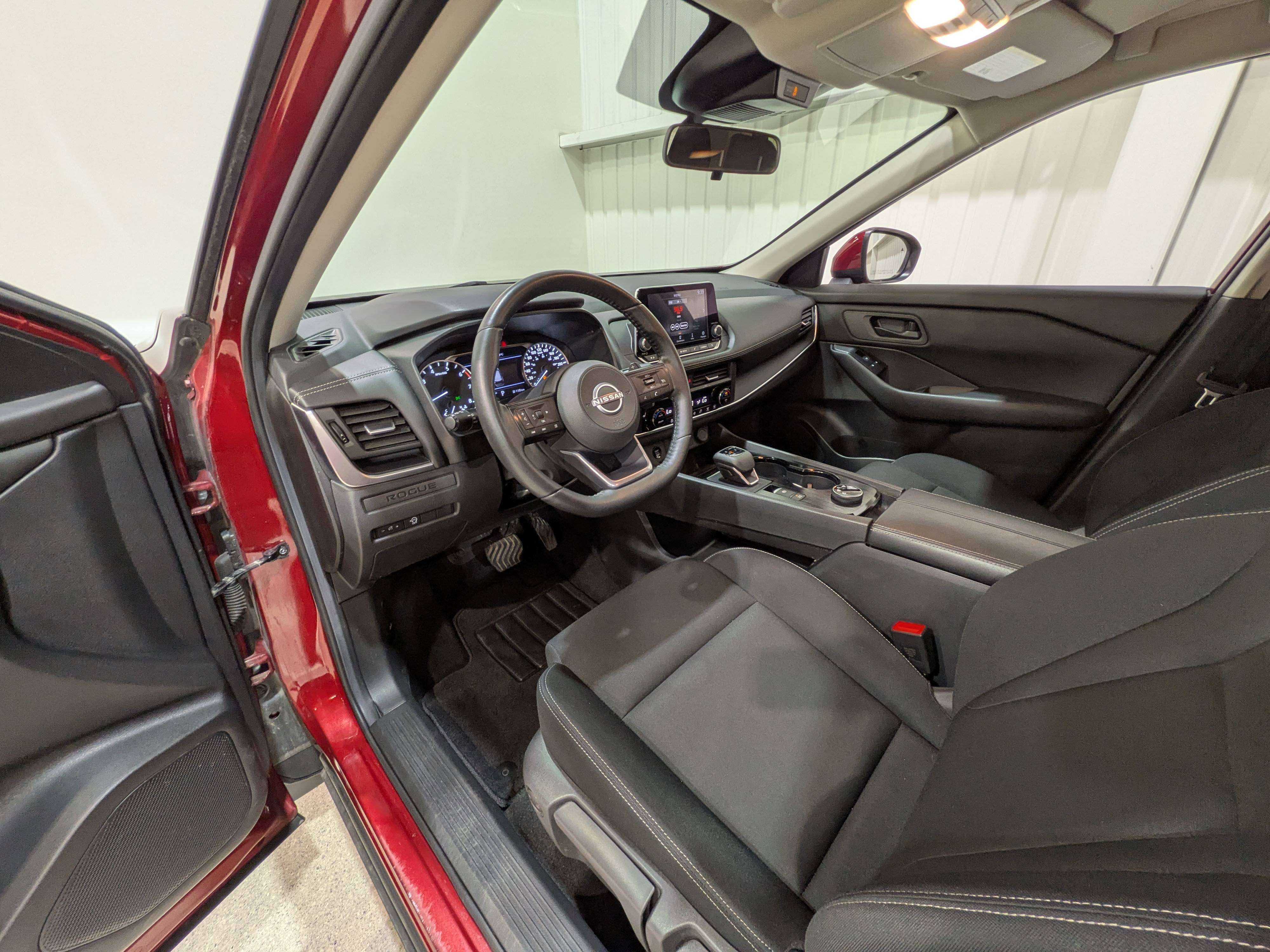 Nissan Rogue 2024