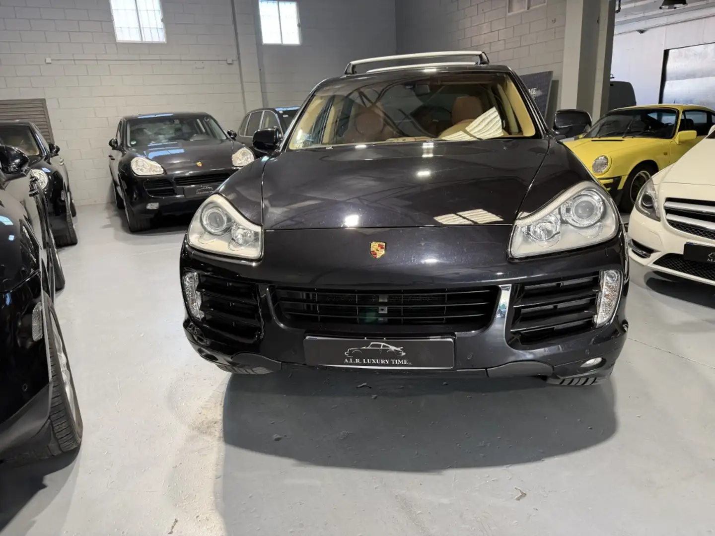 Porsche Cayenne 4.9 S Tiptronic Schwarz - 2