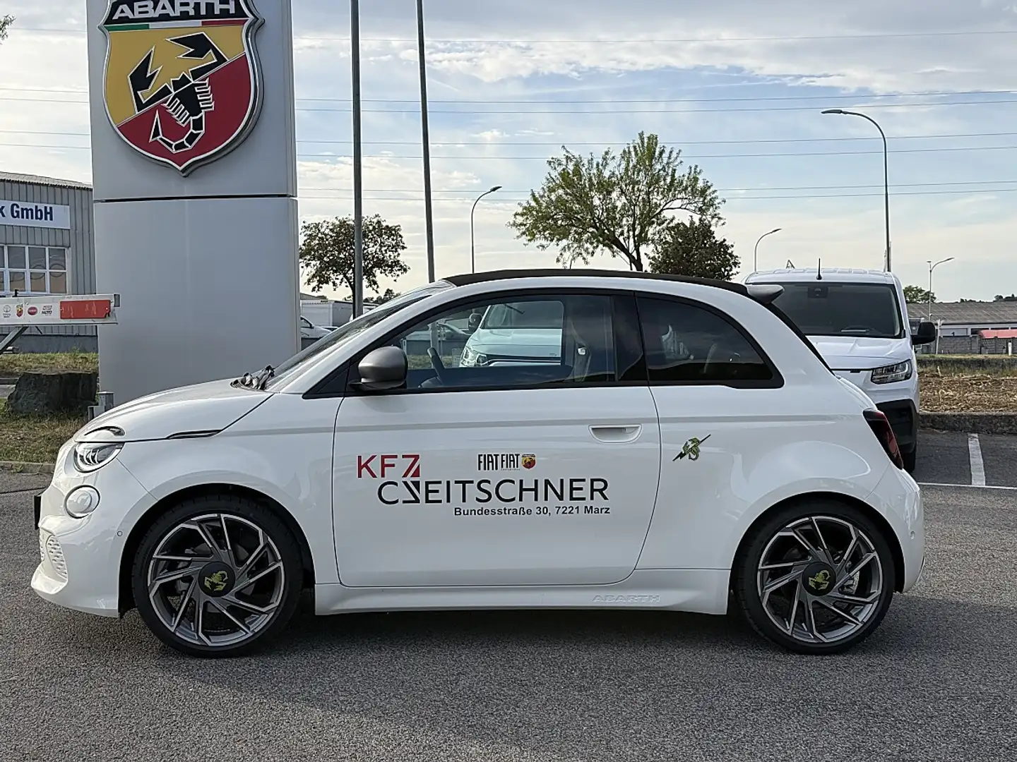 Abarth 500e Cabrio Turismo Weiß - 2