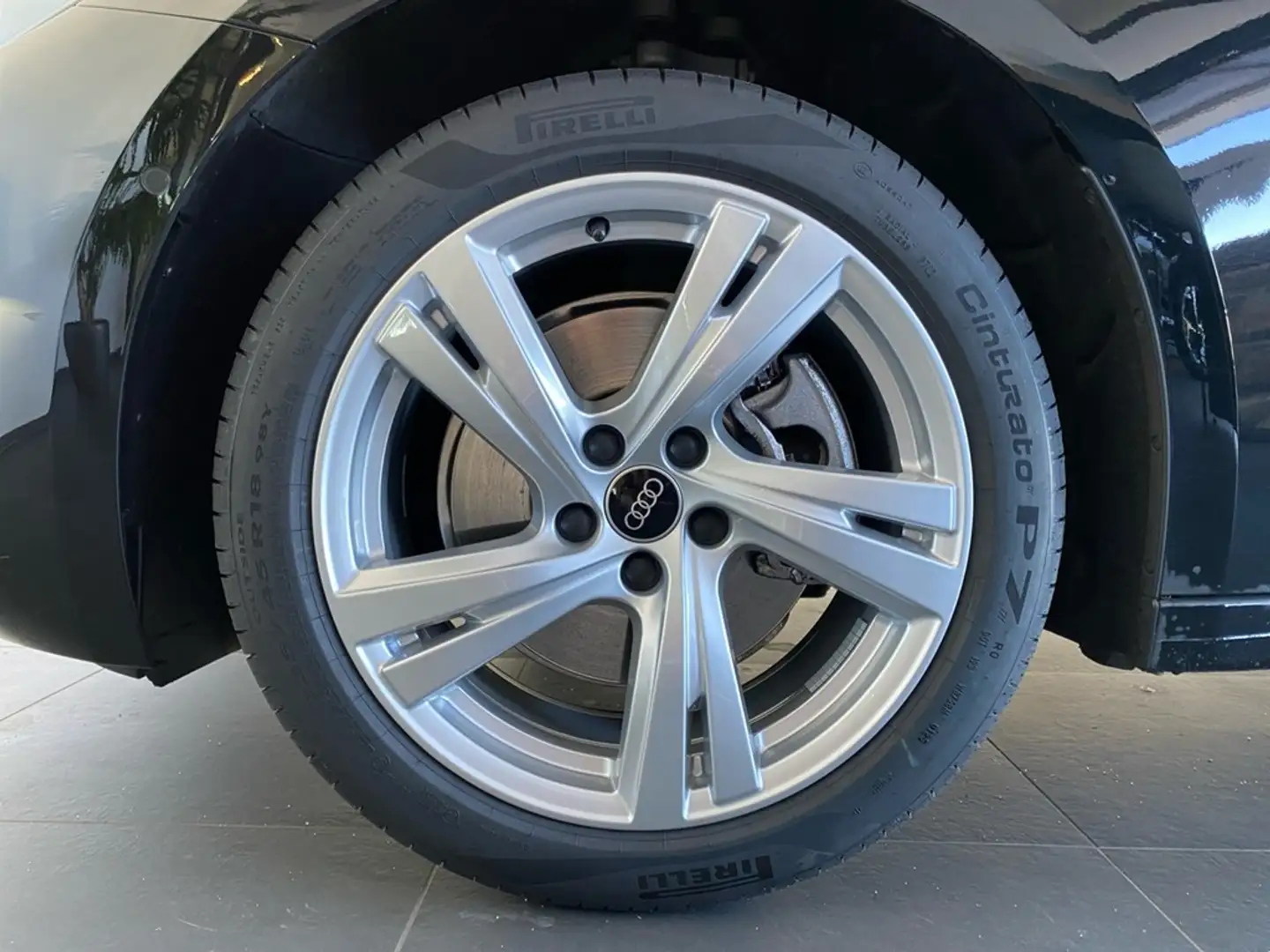 Audi A5 Avant 2.0 TFSI AKTION+AHK+ACC+RFK+NAVI+DAB Schwarz - 2