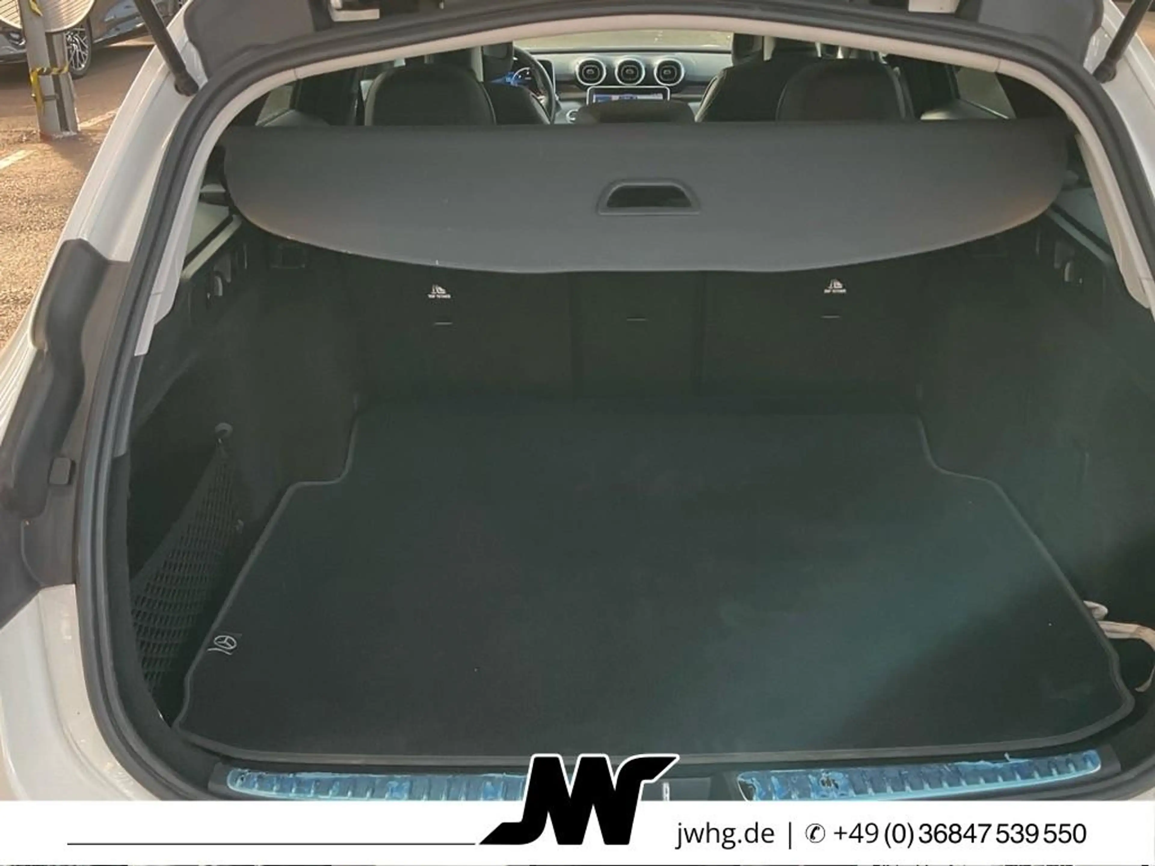 Mercedes-Benz C 220 2x AMG Line Digital LED Pano 360K. Widescr — photo 15