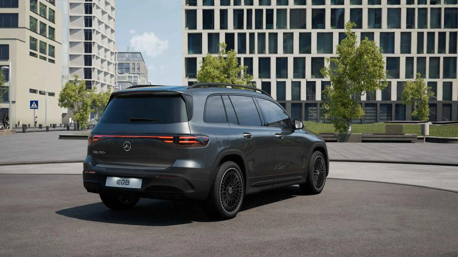 Mercedes-Benz EQB 250 250+ Business Solution AMG 7p. 71 kWh Grijs - 2