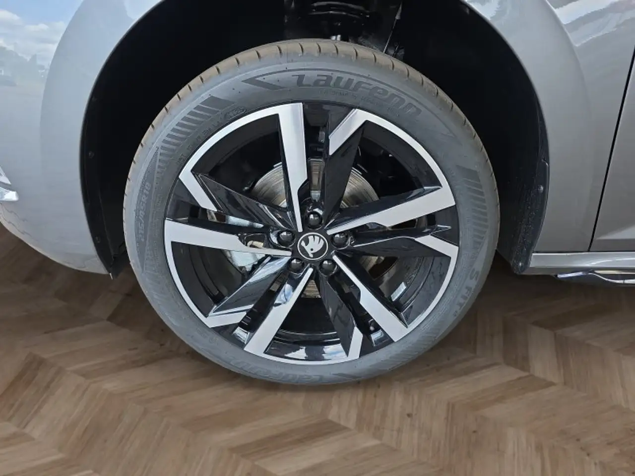 Skoda Kamiq Monte Carlo 1,5TSI DSG 4*J.Gar/AHK/18*Alu/el.Klapp, миниатюра 14