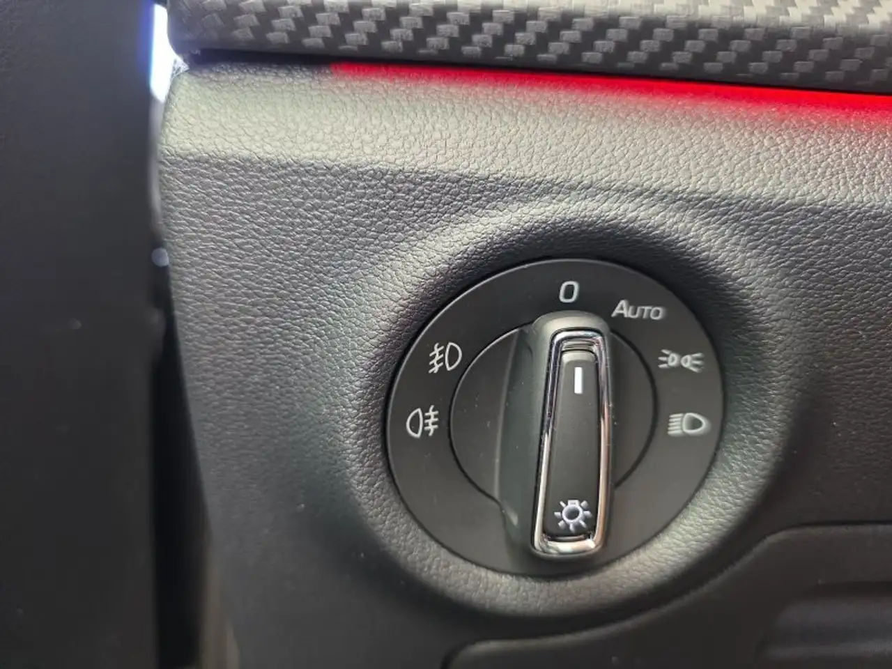 Skoda Kamiq Monte Carlo 1,5TSI DSG 4*J.Gar/AHK/18*Alu/el.Klapp, миниатюра 24