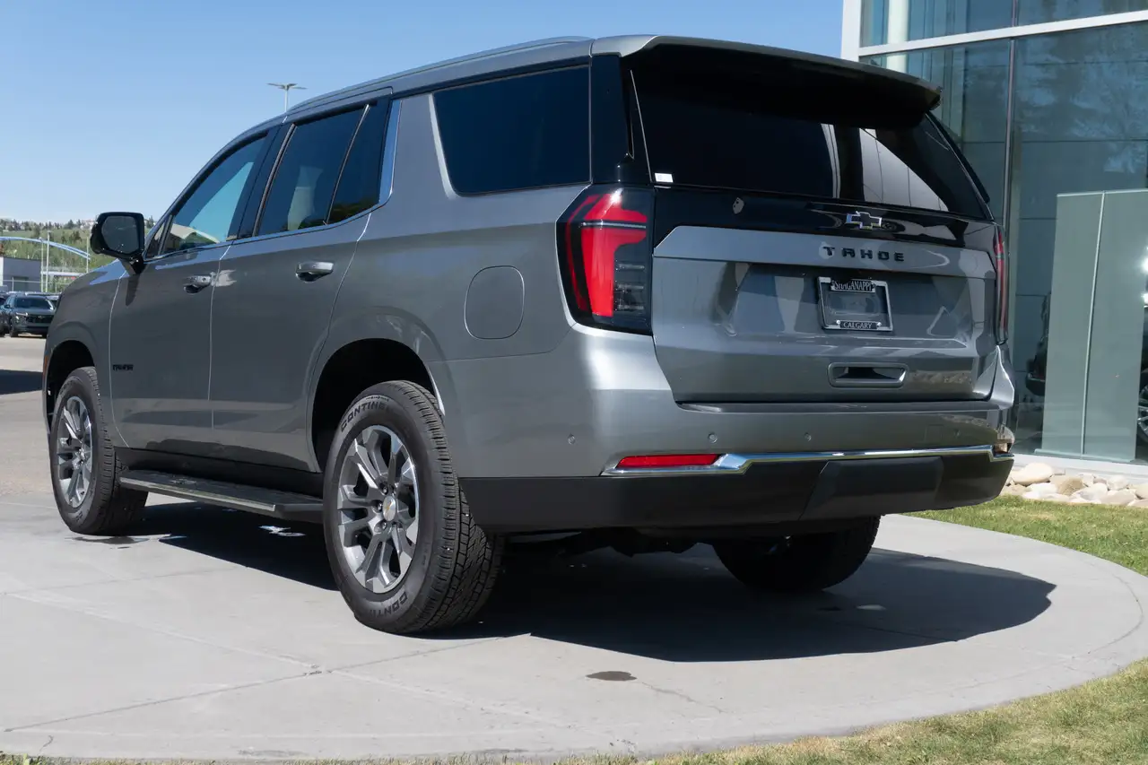 Chevrolet Tahoe снимка Chevrolet Tahoe
