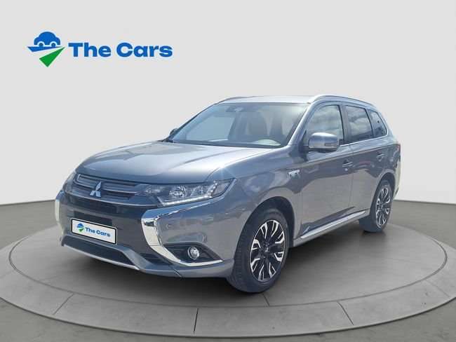 Mitsubishi Outlander PHEV Kaiteki 4WD - foto 1