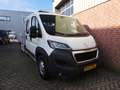Peugeot Boxer 2.0 164pk EUR6 3000kg trekken BlueHDI L3 DC Kipper Wit - thumbnail 6