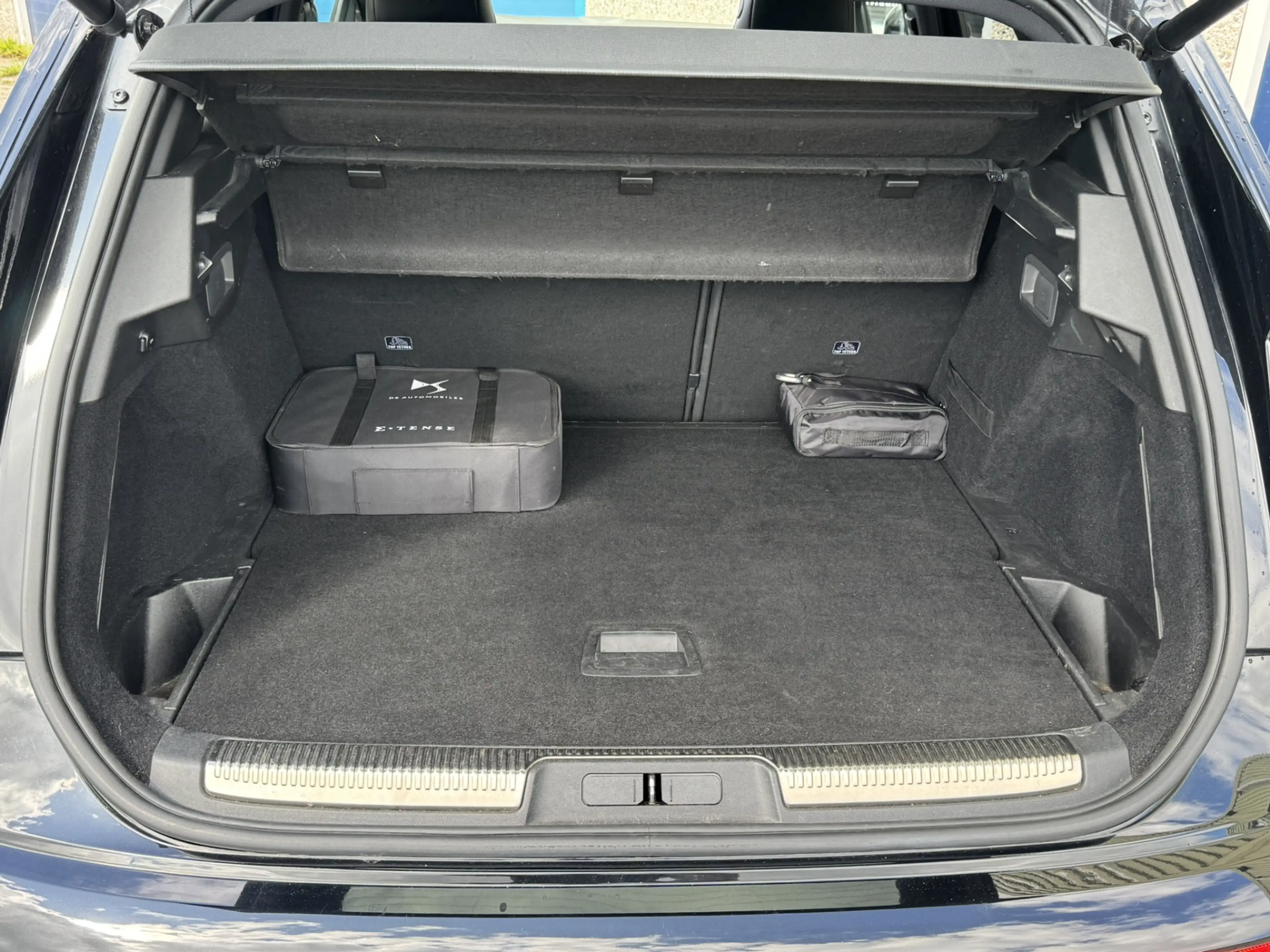 DS Automobiles DS 7 Crossback 7 E-TENSE 4X4 OPERA SOH 97% VOL PANO ACC MASSAGE — photo 24