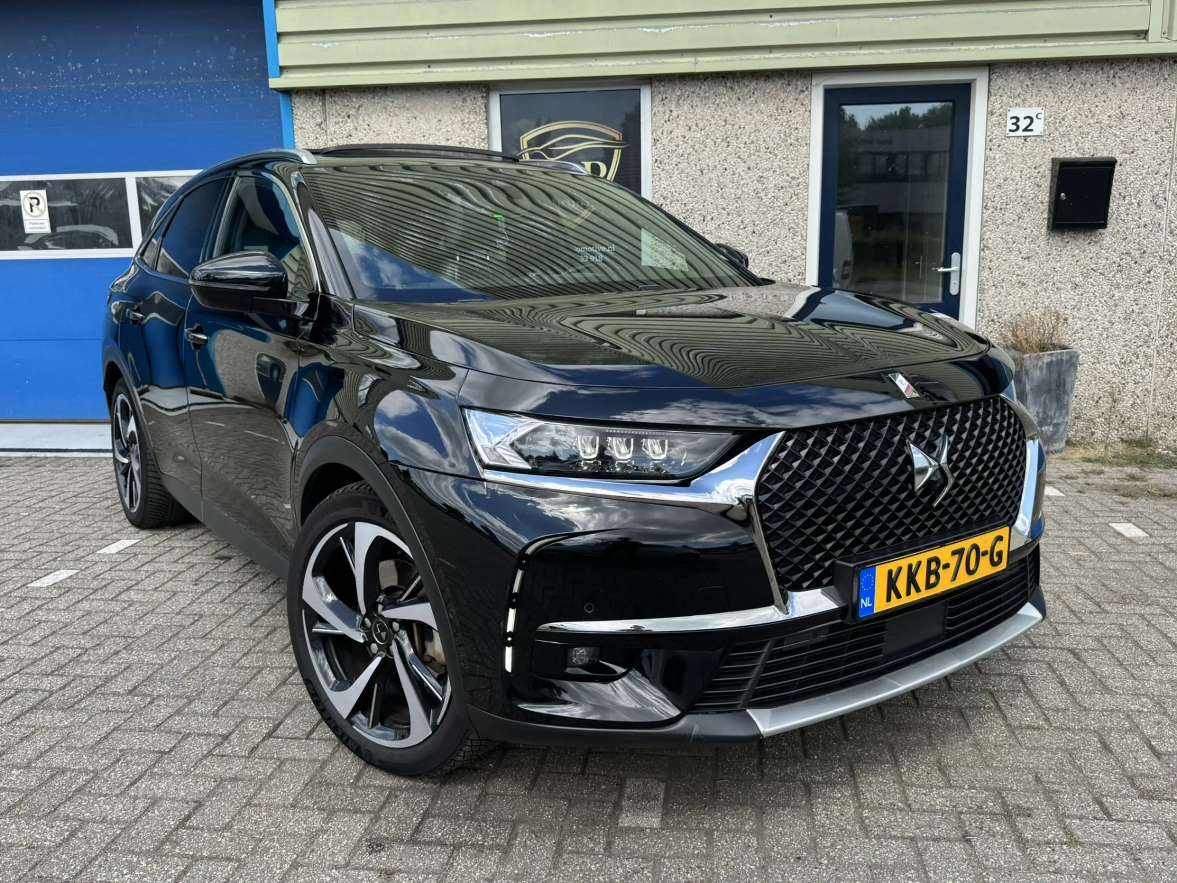 DS Automobiles DS 7 Crossback 7 E-TENSE 4X4 OPERA SOH 97% VOL PANO ACC MASSAGE — photo 3