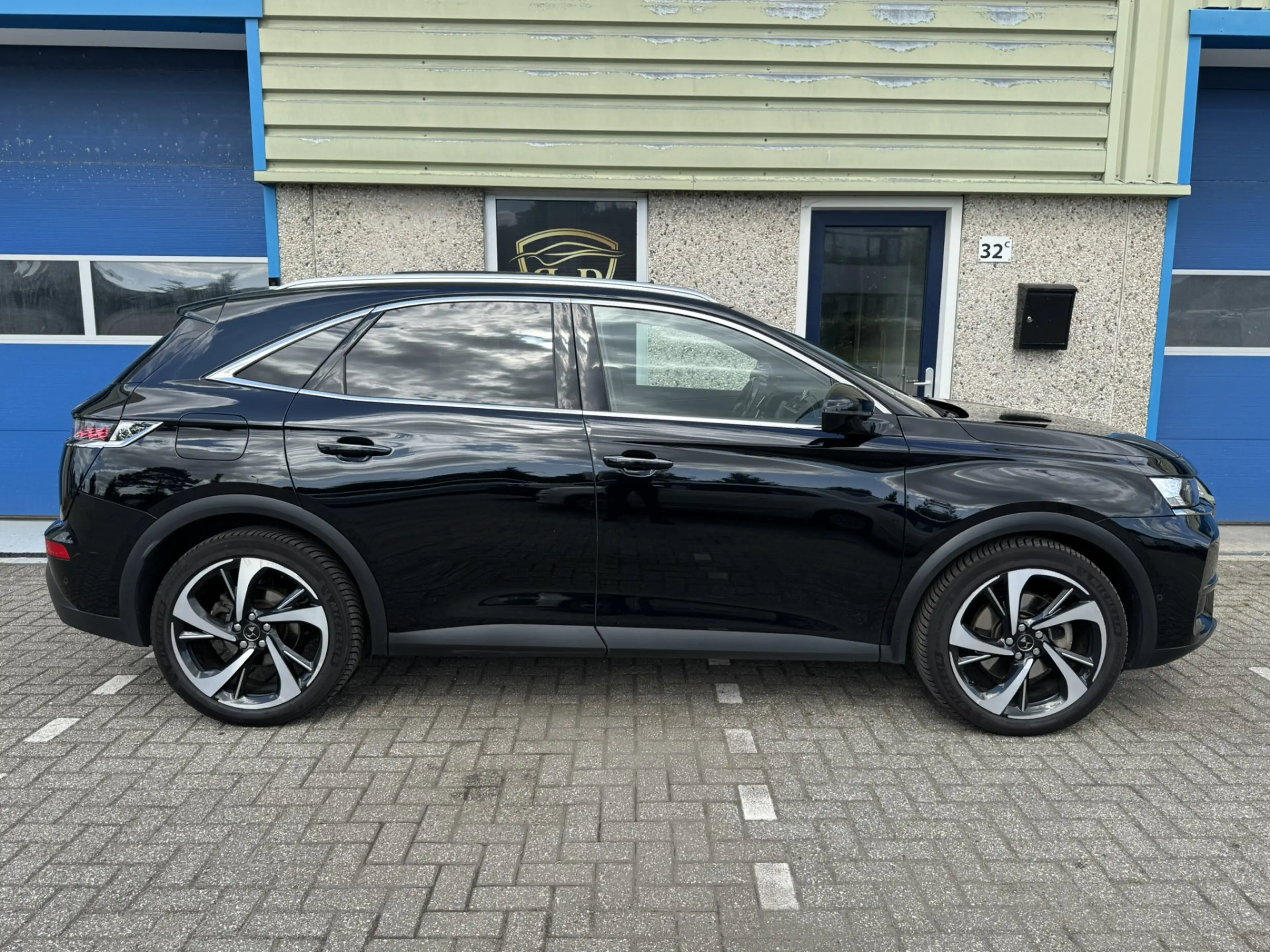 DS Automobiles DS 7 Crossback 7 E-TENSE 4X4 OPERA SOH 97% VOL PANO ACC MASSAGE — photo 10