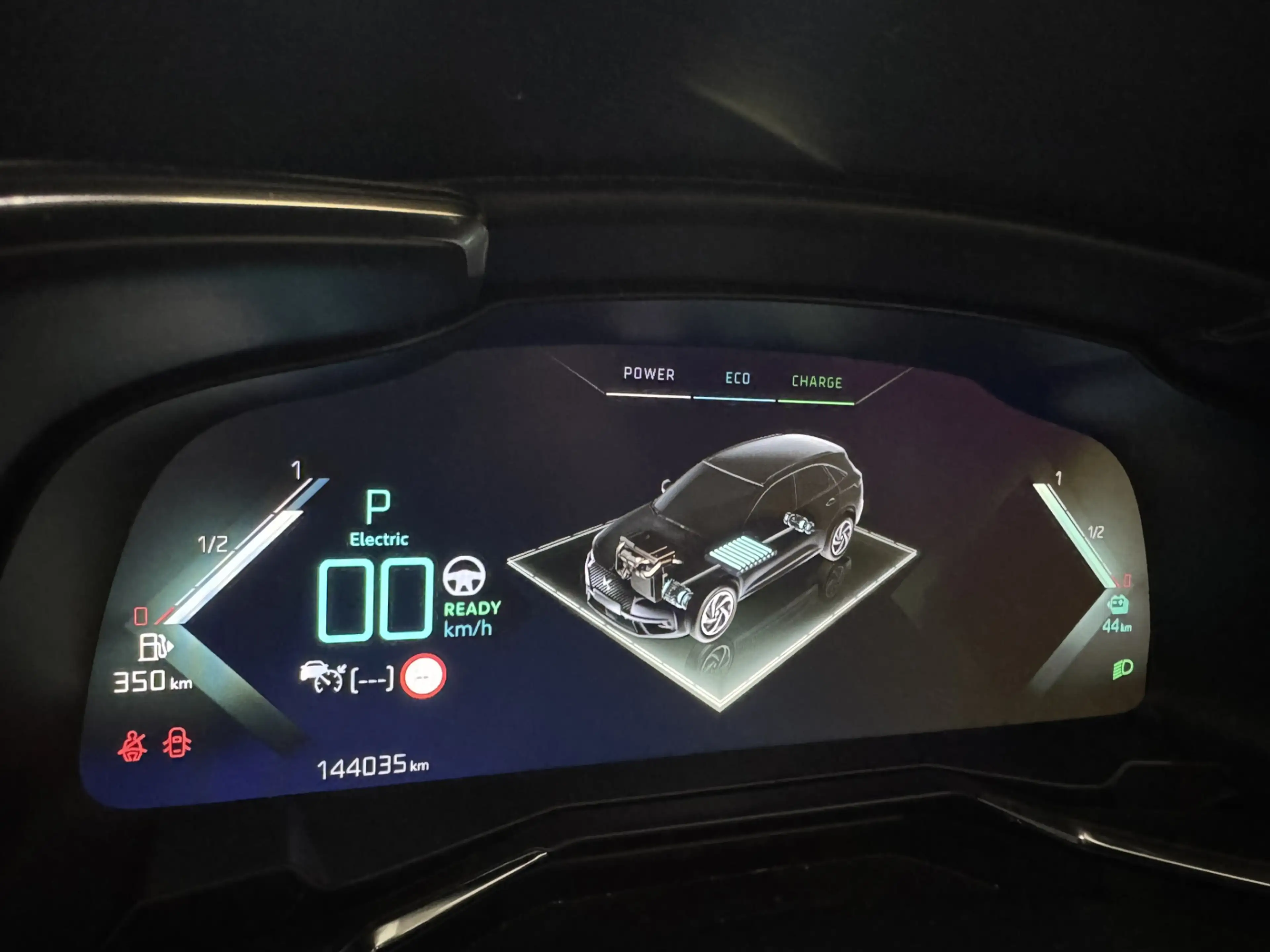 DS Automobiles DS 7 Crossback 7 E-TENSE 4X4 OPERA SOH 97% VOL PANO ACC MASSAGE — photo 33