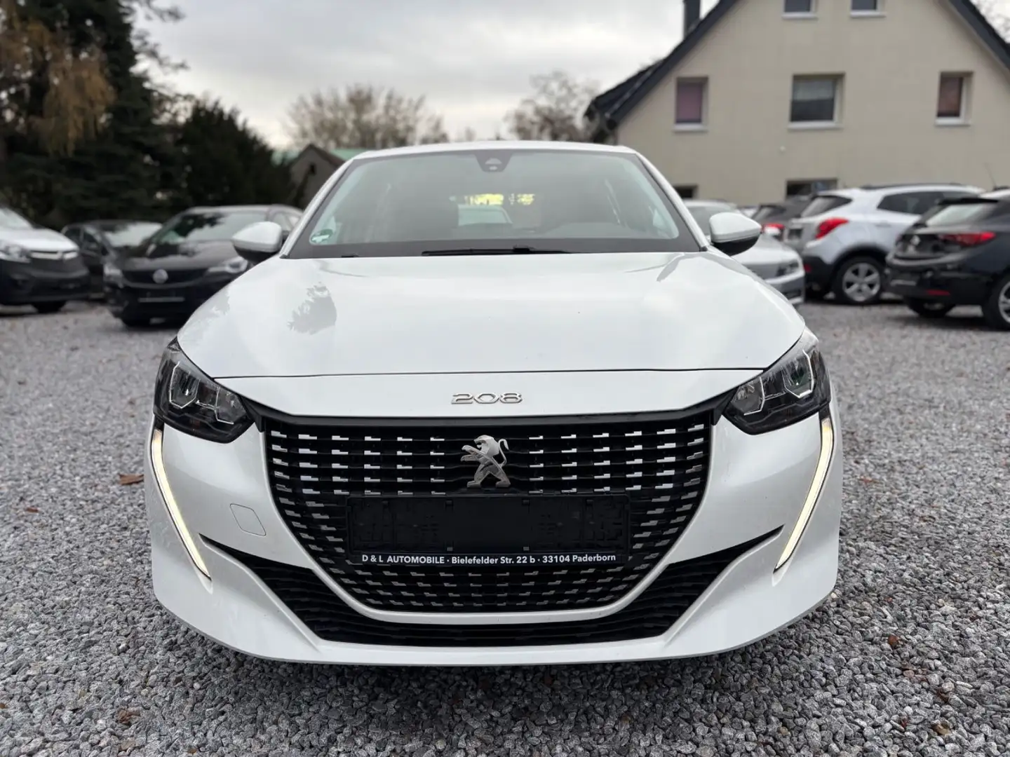 Peugeot 208 Active Pack Weiß - 2