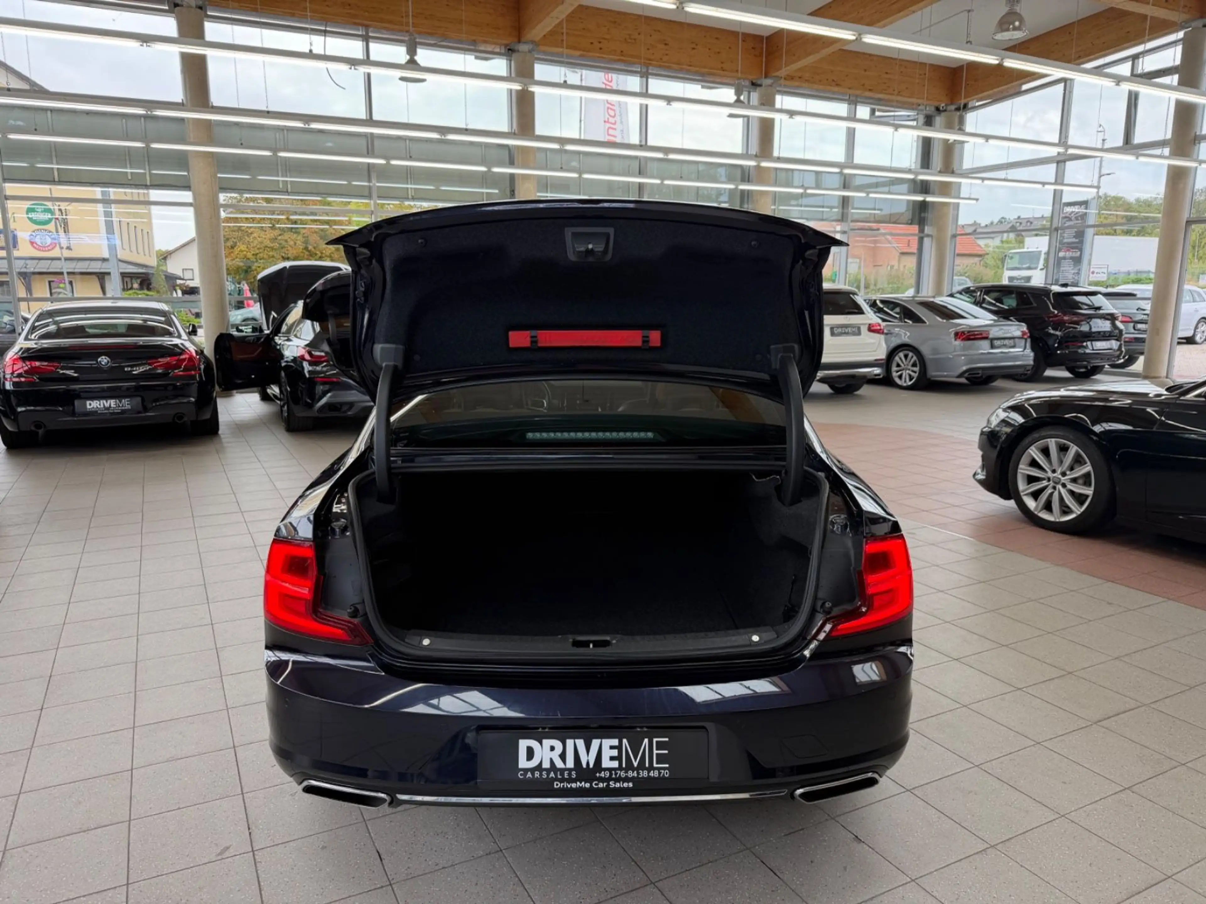 Volvo S90 Lim. Inscription 190PS ACC LED KAM — photo 10