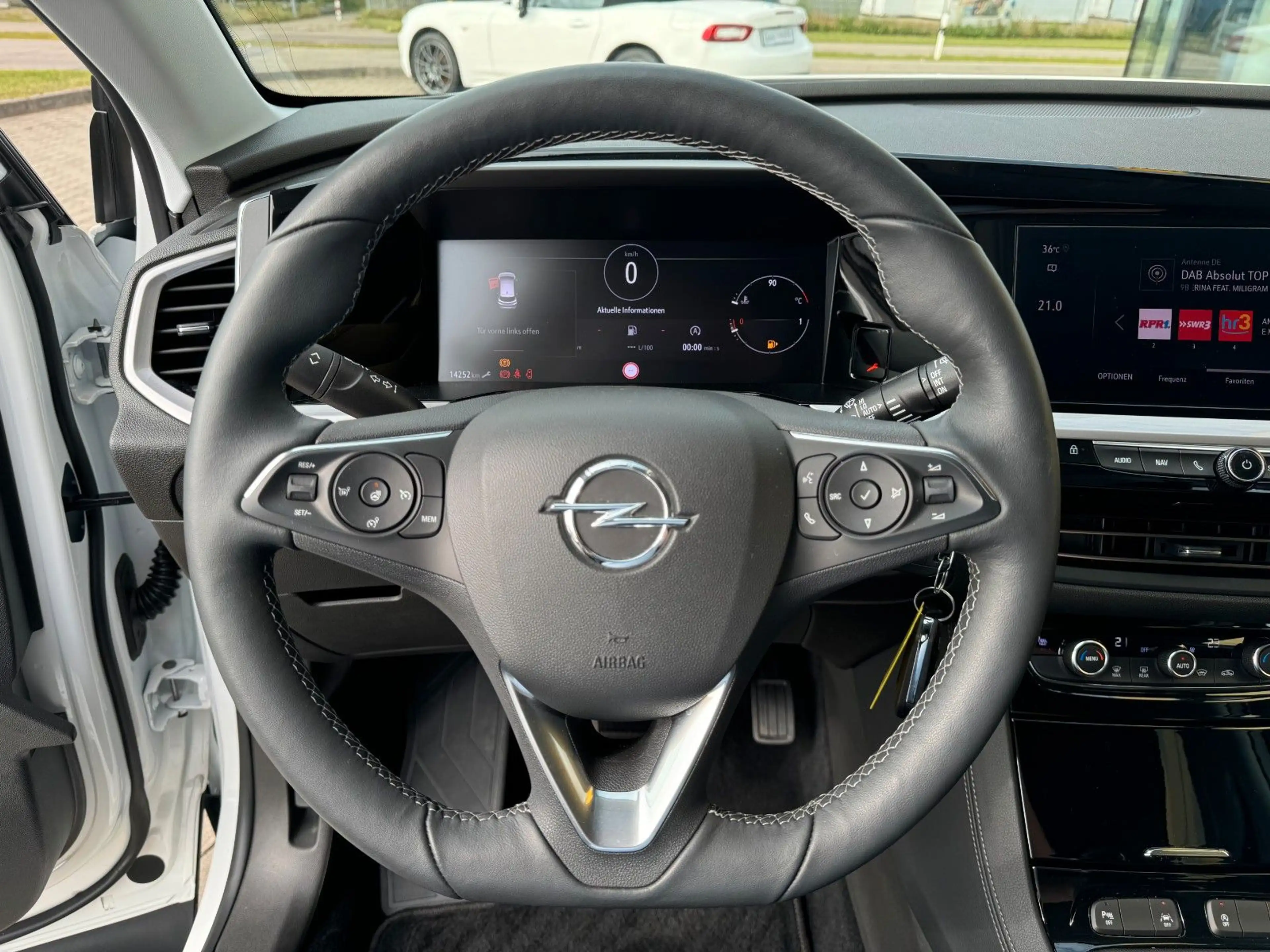Opel Grandland X Grandland 1.2 Turbo 130 GS Line, AHK, LED — photo 8