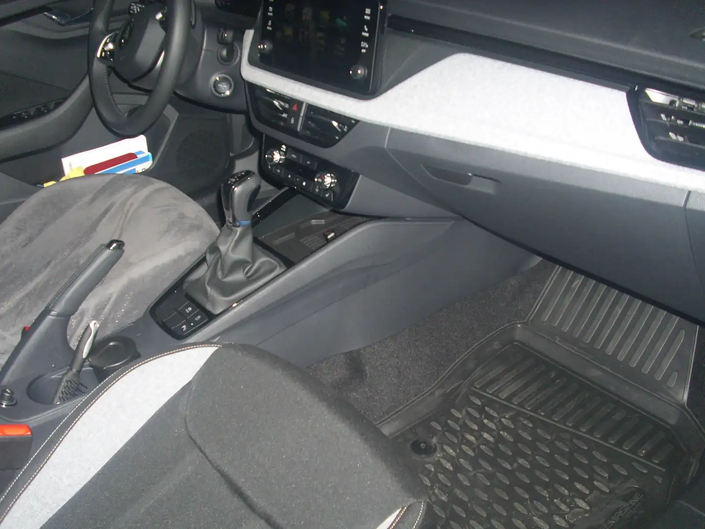 Skoda Scala Scala 1.5 TSI DSG Drive Deutsche Ausführung Schwarz - 2