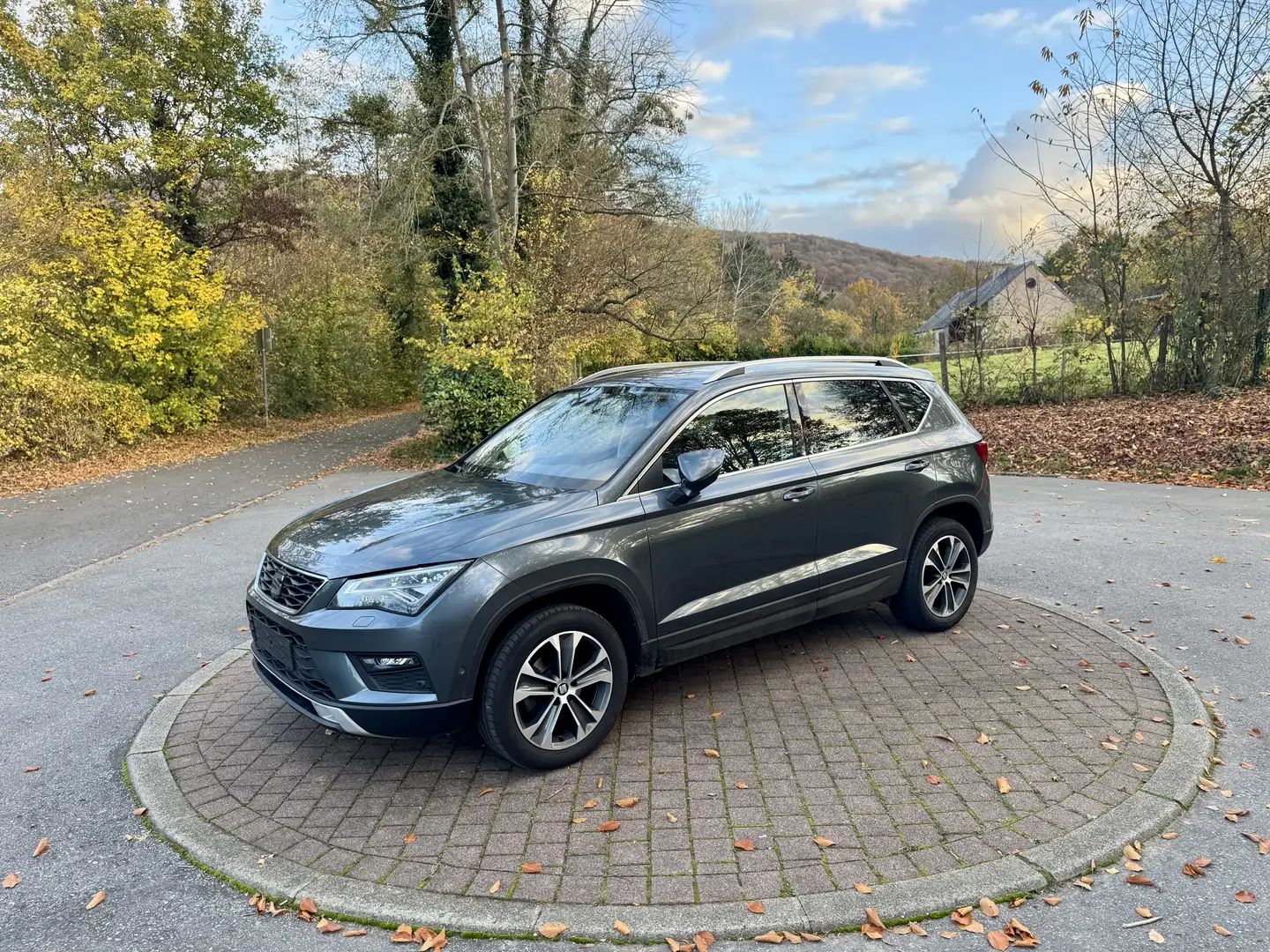 SEAT Ateca Ateca 1.0 TSI Ecomotive Move! OPF Grijs - 1