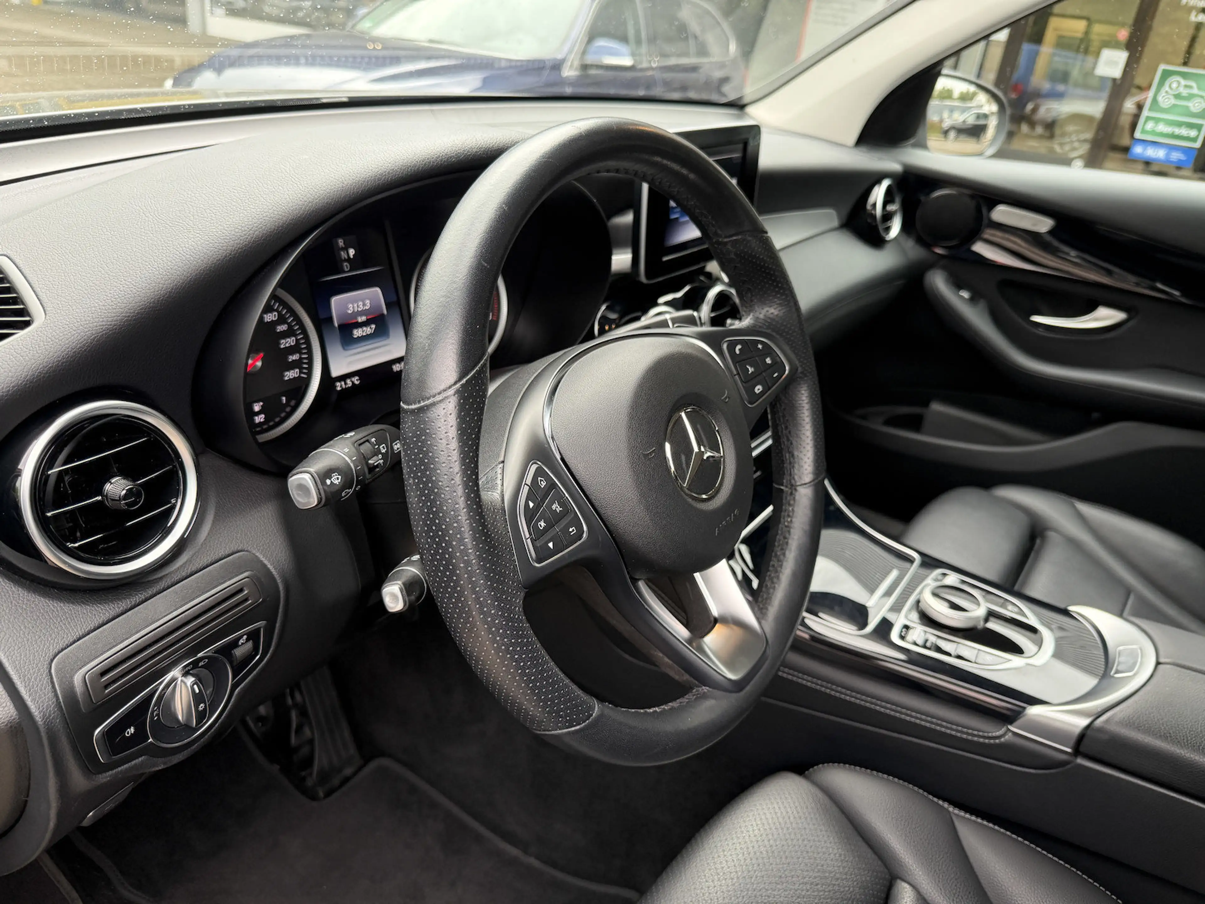 Mercedes-Benz GLC 250 4Matic Leder*Navi*LED*AHK*el. Heckklappe — photo 15