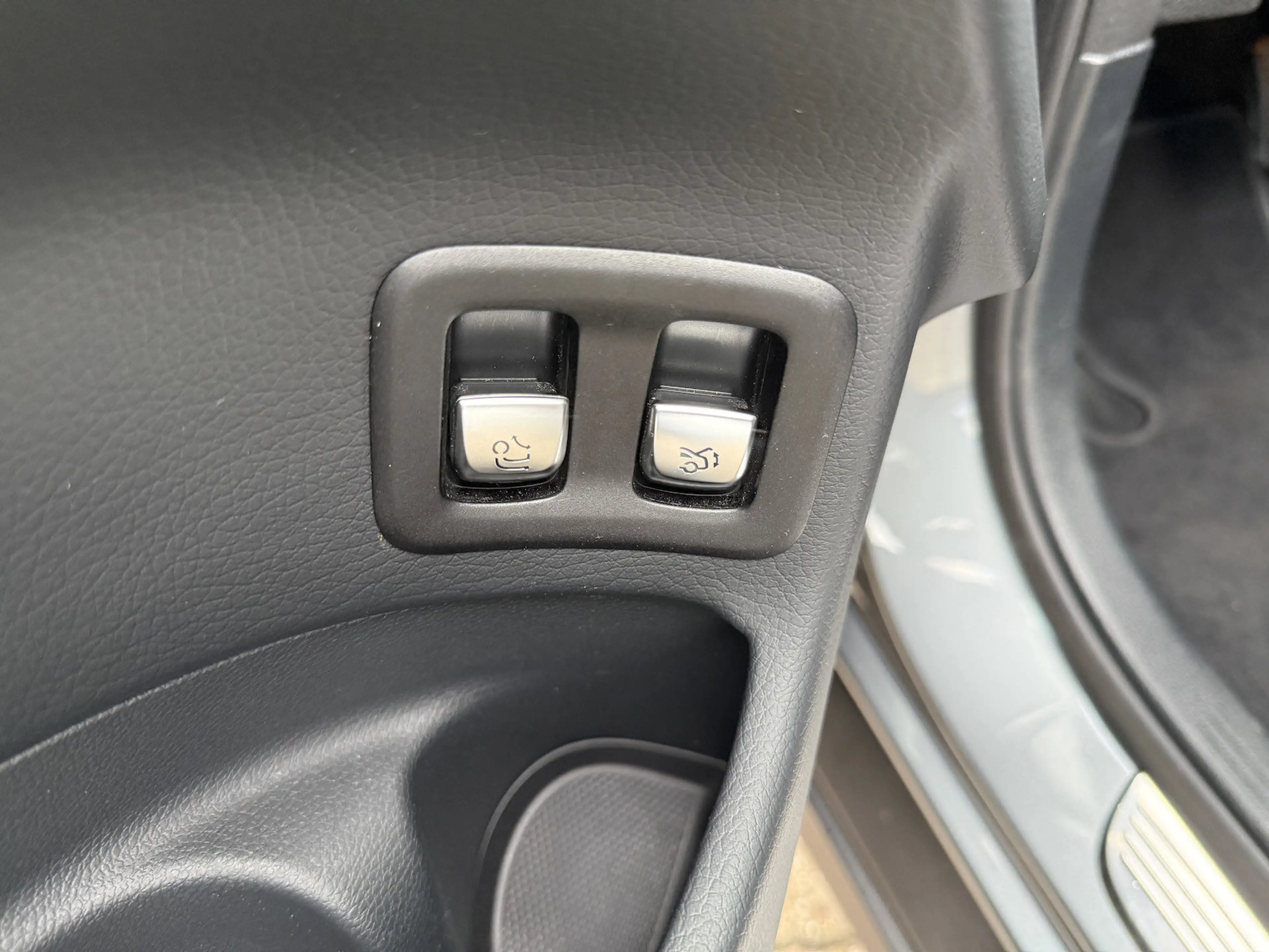 Mercedes-Benz GLC 250 4Matic Leder*Navi*LED*AHK*el. Heckklappe — photo 13