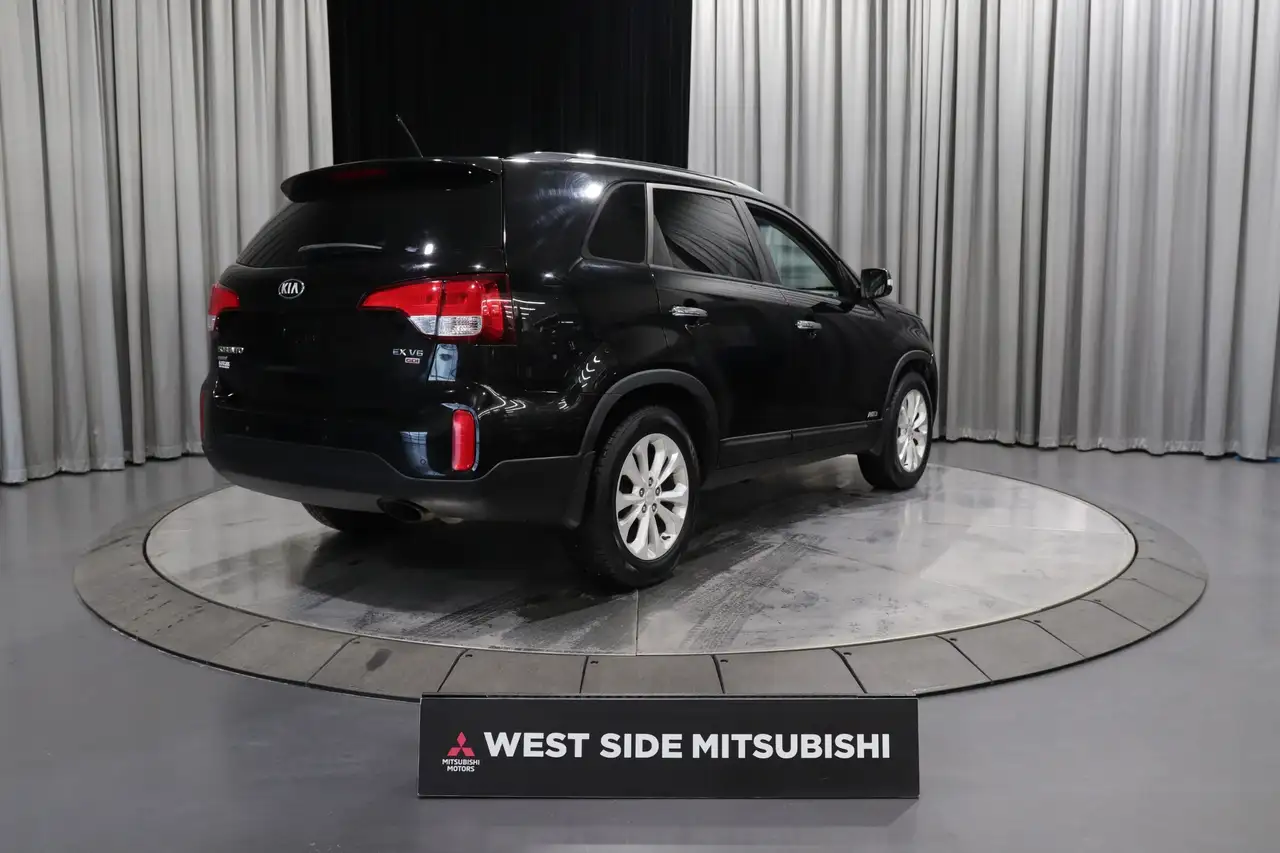 Kia Sorento снимка Kia Sorento