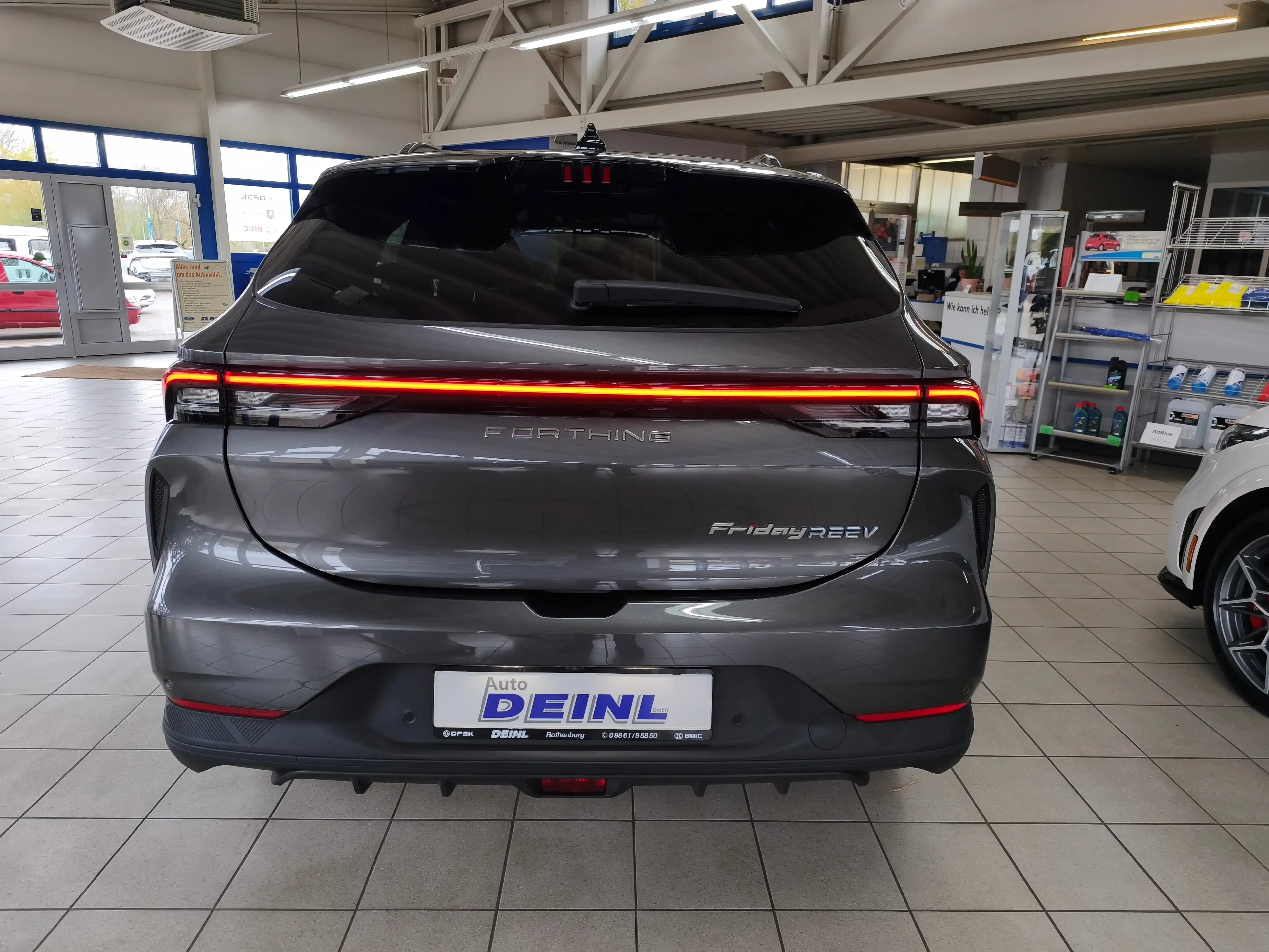 DFM Forthing 5 Friday REEV — photo 5