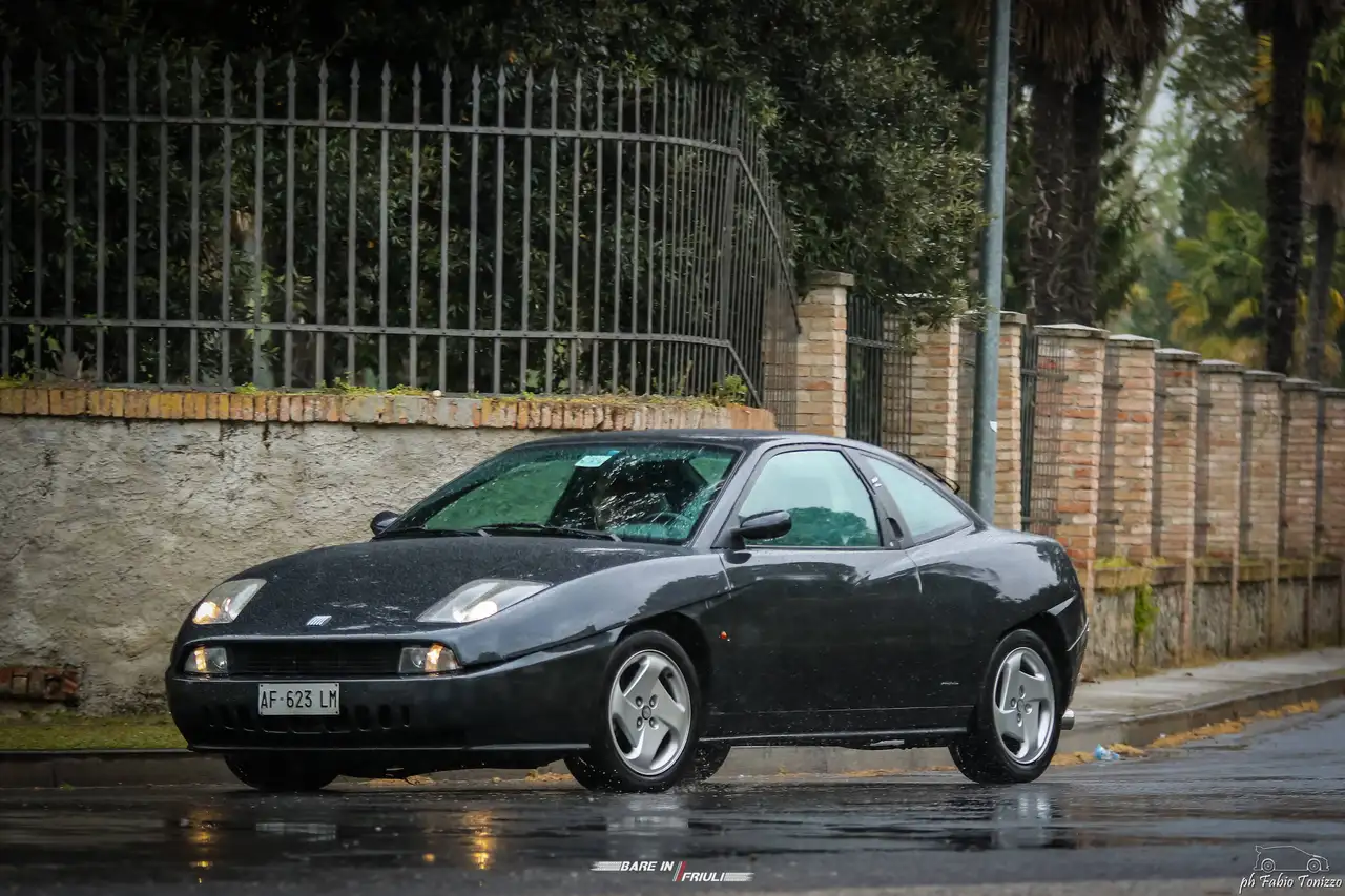 Fiat Coupe 2.0 16v turbo Plus, foto 2