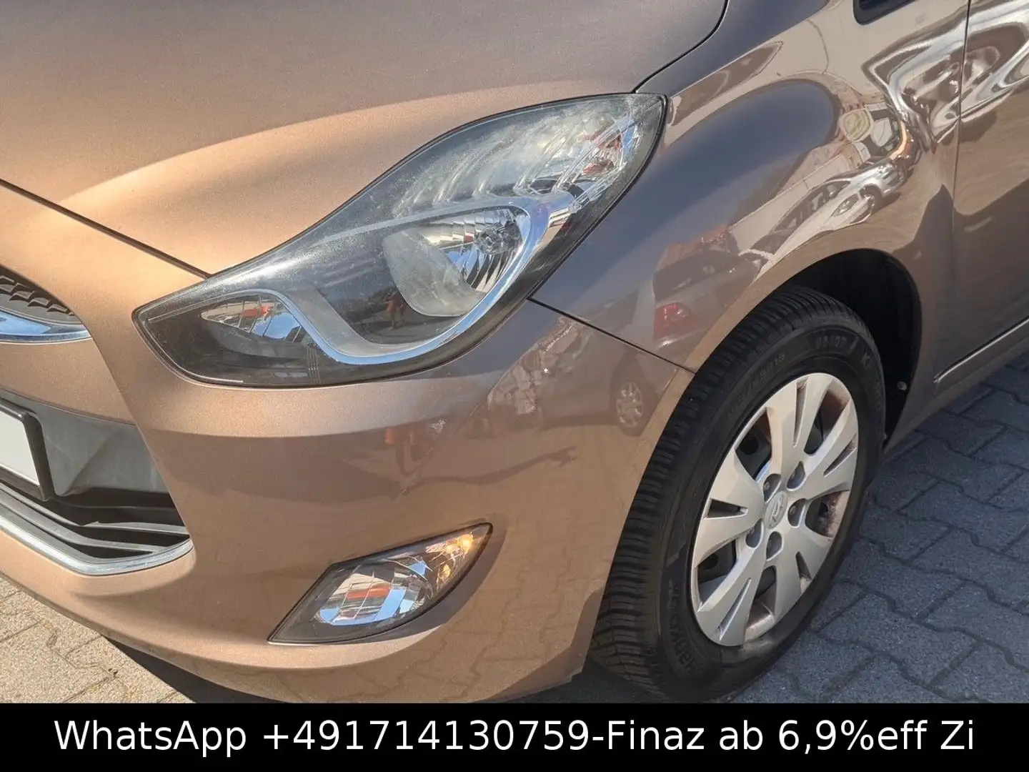 Hyundai iX20 5 Star Edition-KLIMA-SHZG-4SEASON-PDC-48TKM Beige - 2