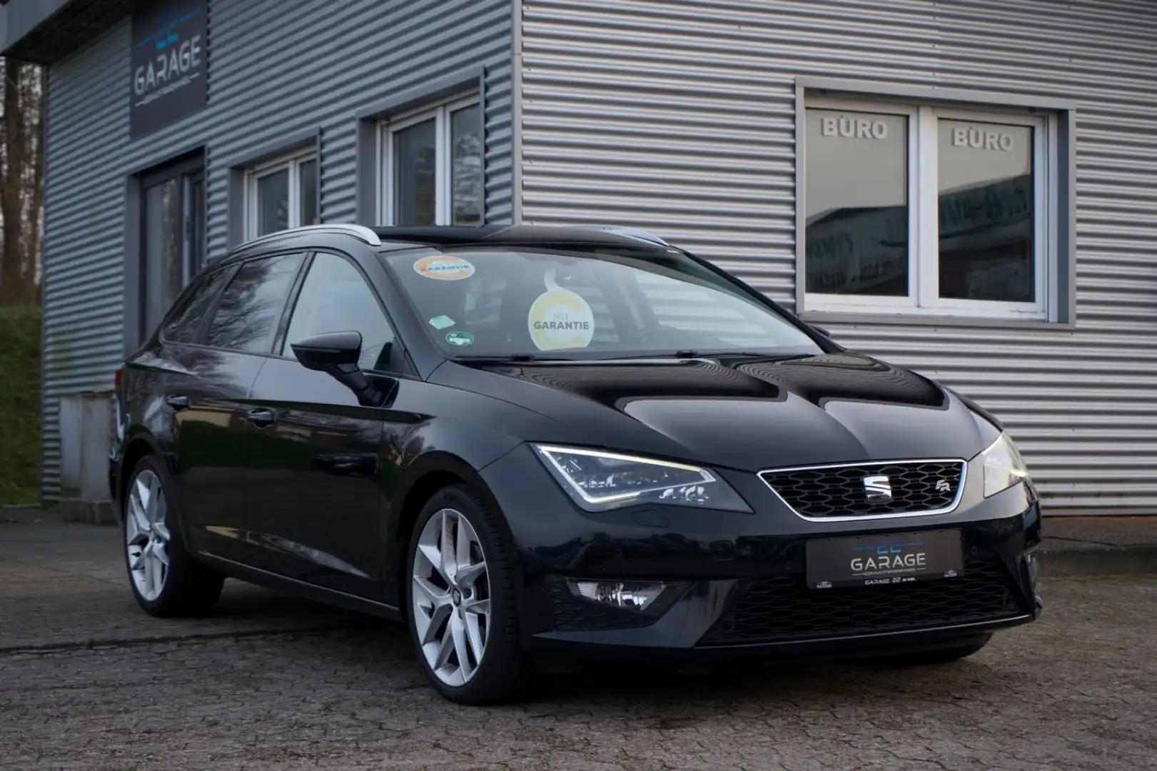 SEAT Leon 1.4 TSI FR / LED/ Schwarz - 1